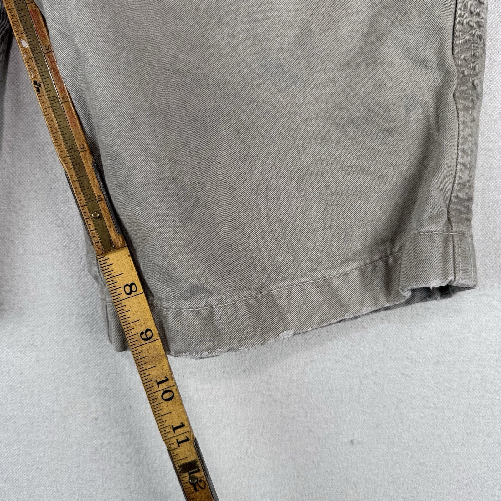 Abercrombie & Fitch Mens 15x9 Chino Shorts Gray Button Fly *Distressed