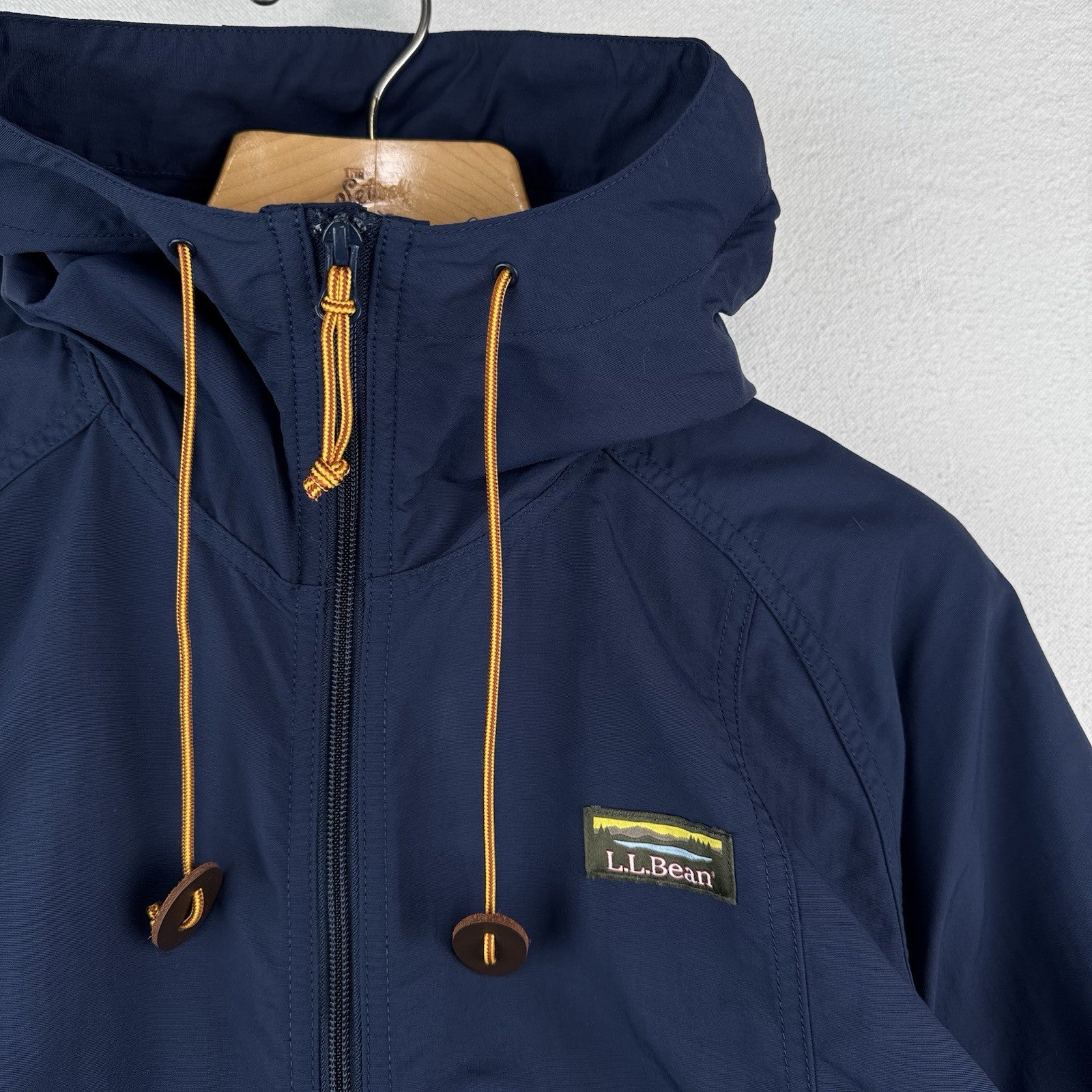 LL Bean Men's Mountain Classic Full Zip Hooded Men’s M Jacket Nautical Navy Blue