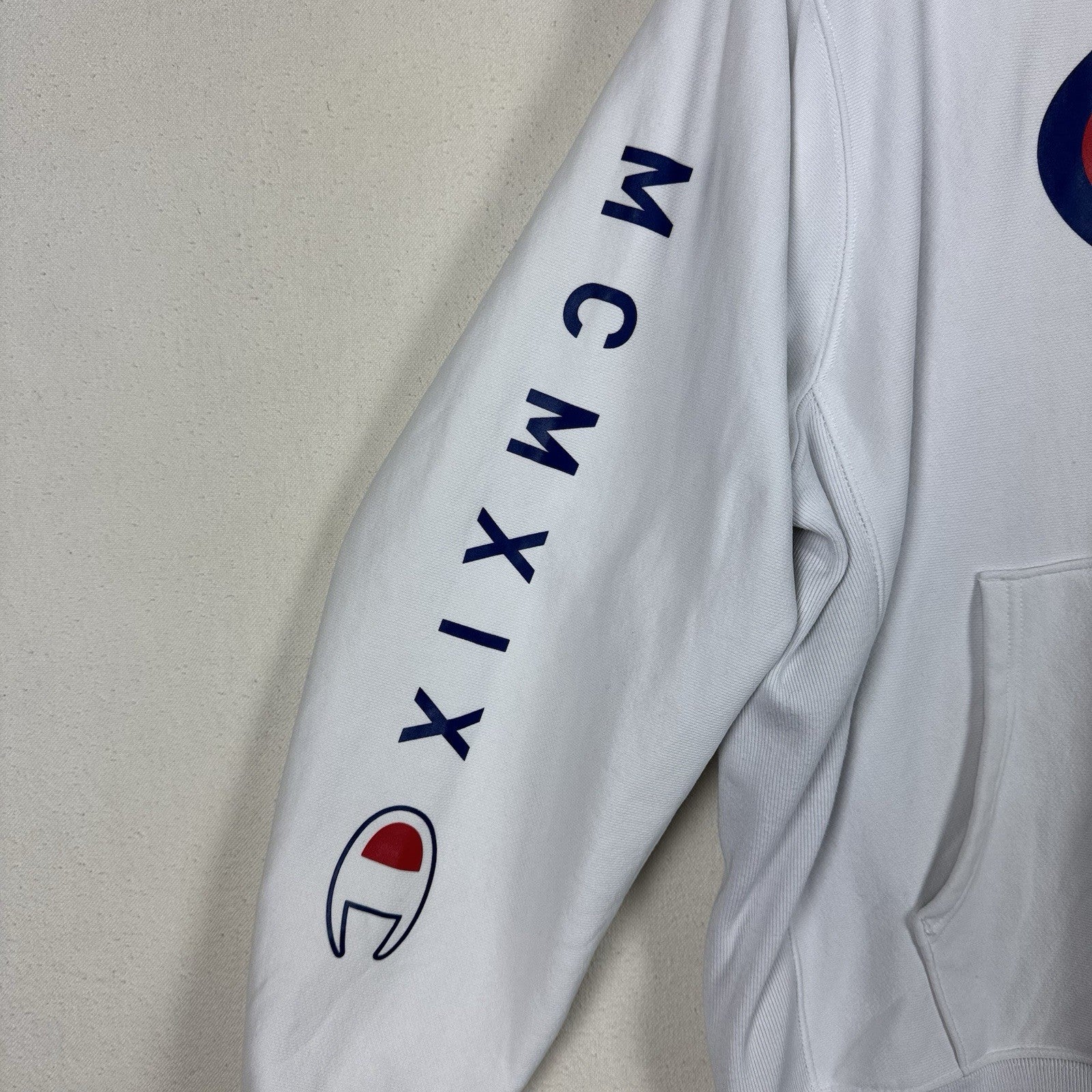 Vintage Champion USA Reverse Weave White RWSS Hoodie Sweatshirt Adult Size L