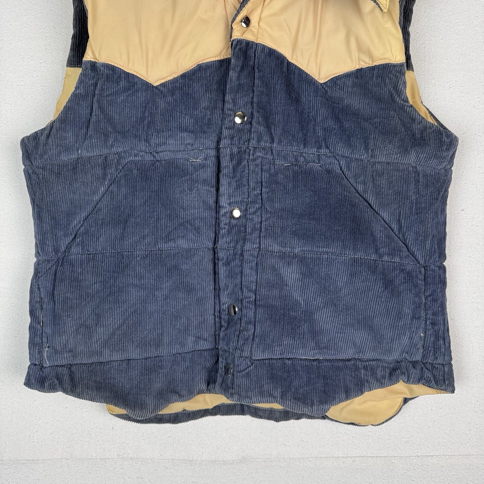 70s Vintage OP Ocean Pacific Size M Reversible Puffer Vest Tan Blue Surf Western