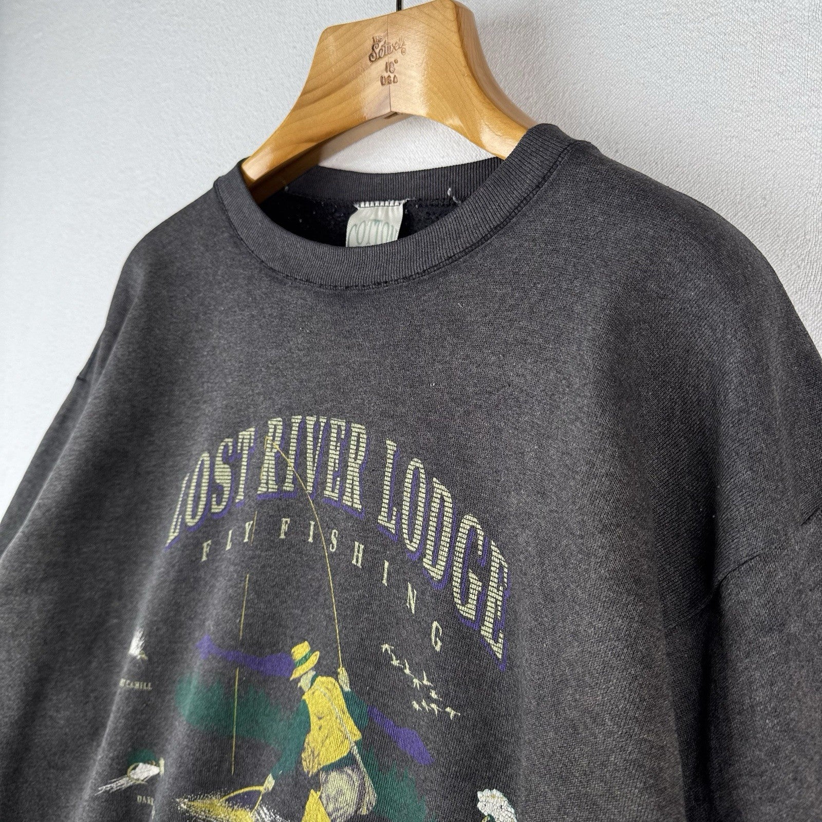 90’s Vtg Lost River Lodge Fly Fishing Crewneck Sweatshirt Men’s M Sun-faded USA