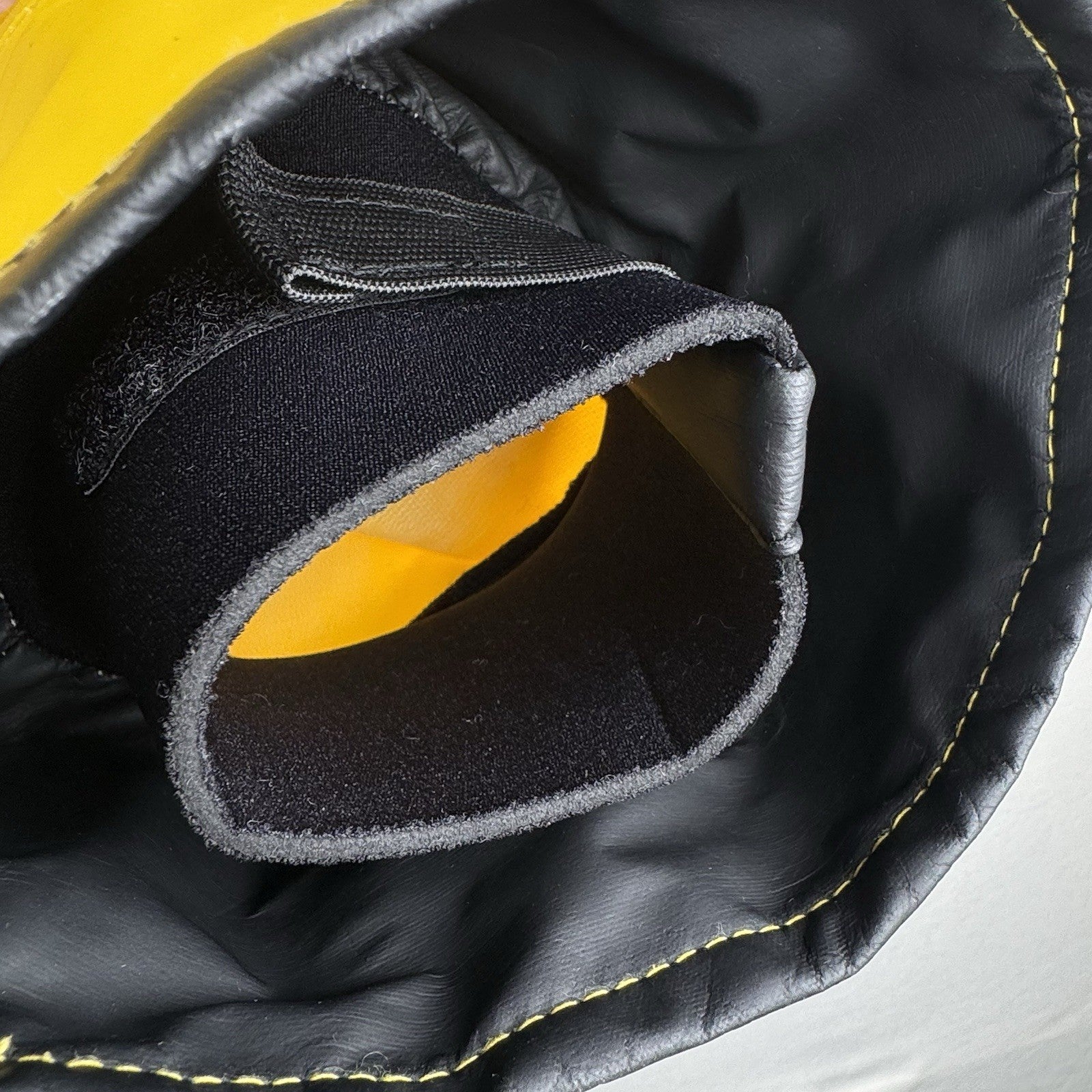Vintage Carhartt Waterproof Surrey Yellow Rain Jacket Men’s Large PVC Snap Hood