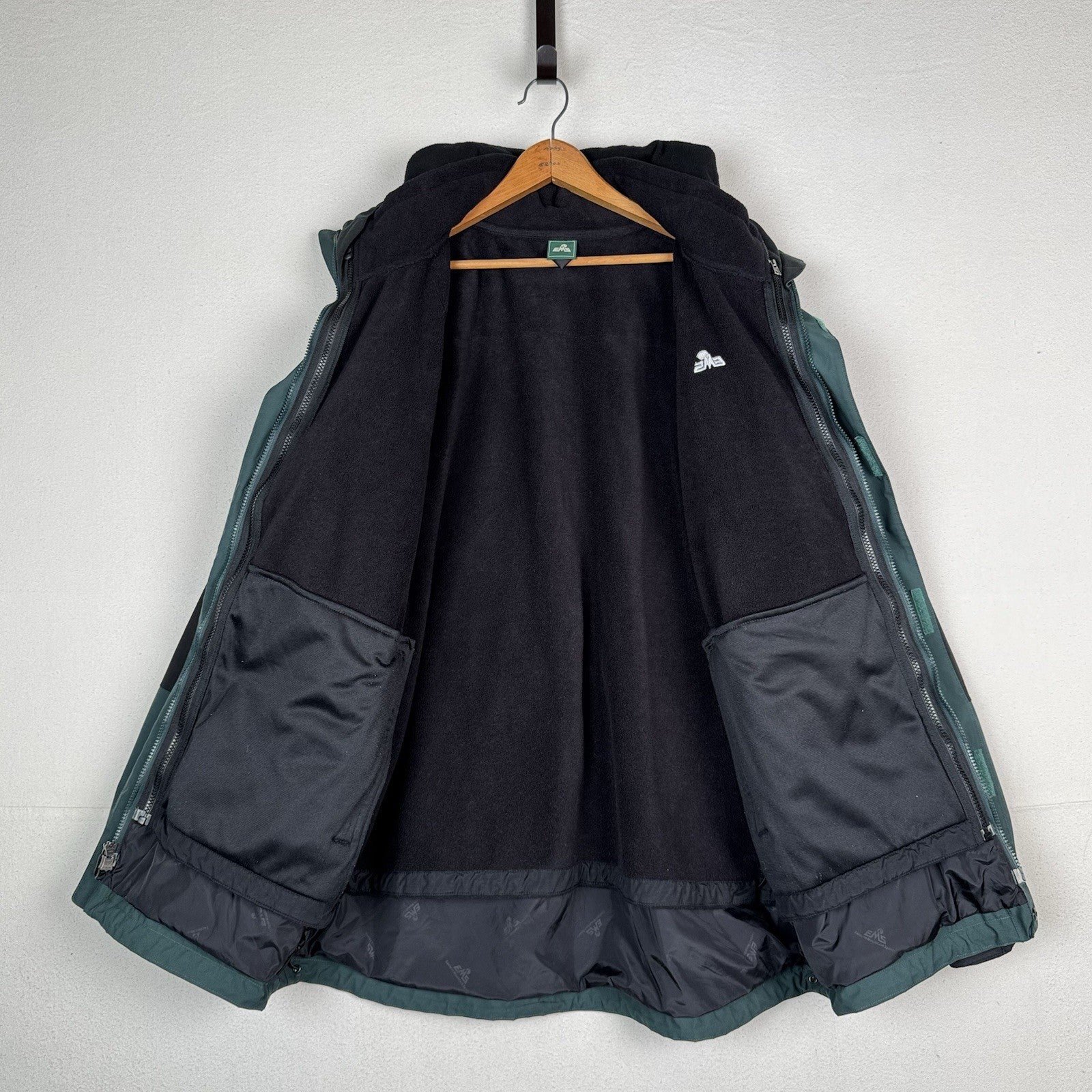 EMS Eastern Mountain Sports 3-in-1 Wet Weather Ski Jacket Fleece Base Men’s XL