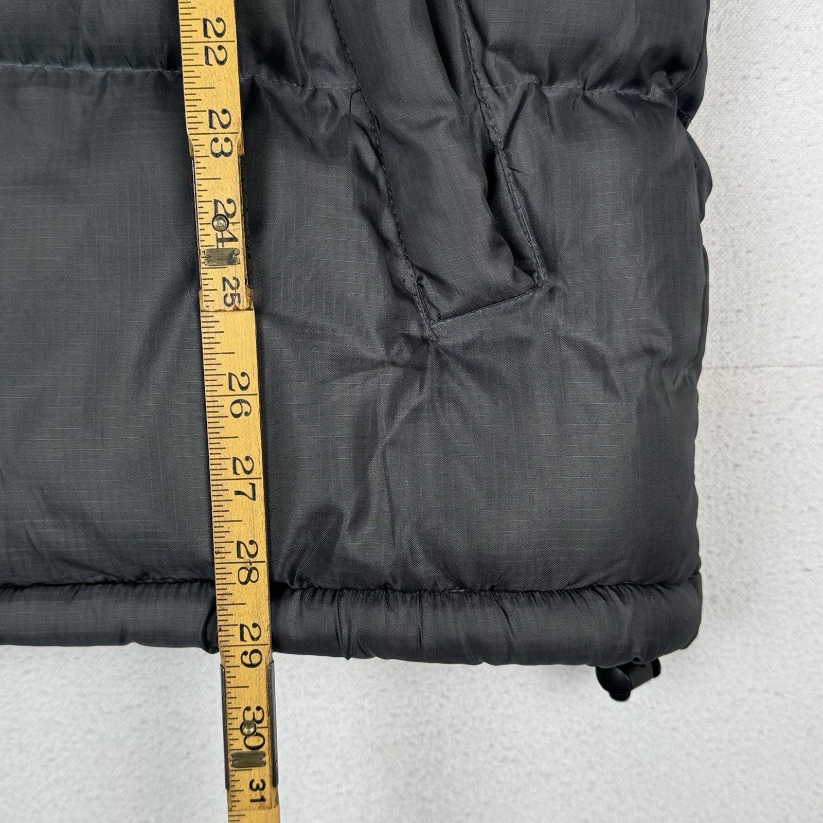 Avirex Puffer Vest Mens Medium M Gray Full Zip Stowaway Hood *Small Hole