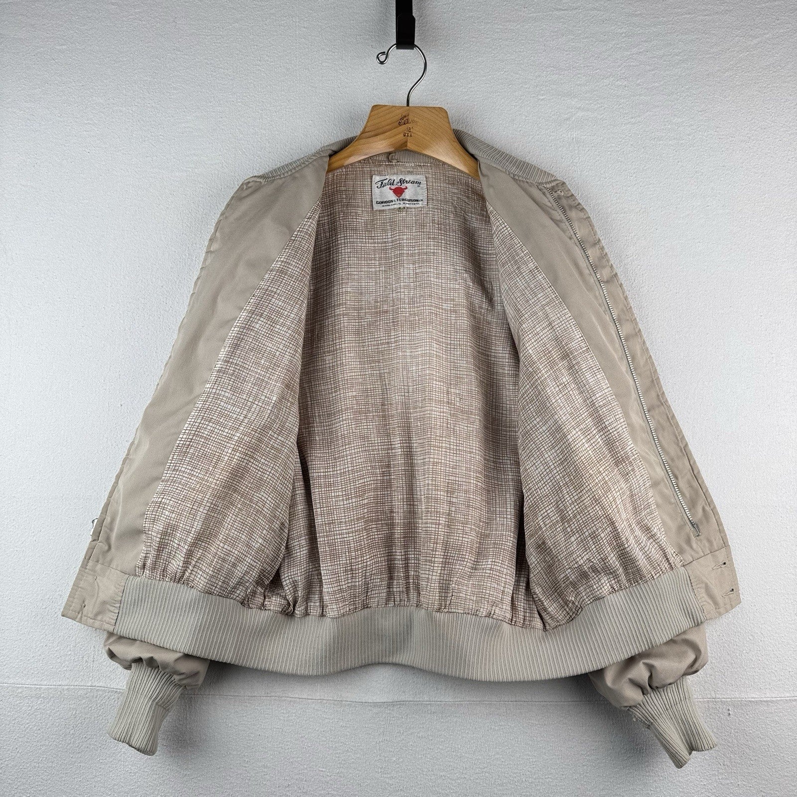 70’s Vtg Field & Stream Gordon & Ferguson Men's 44 Bomber Jacket WIAA Patches