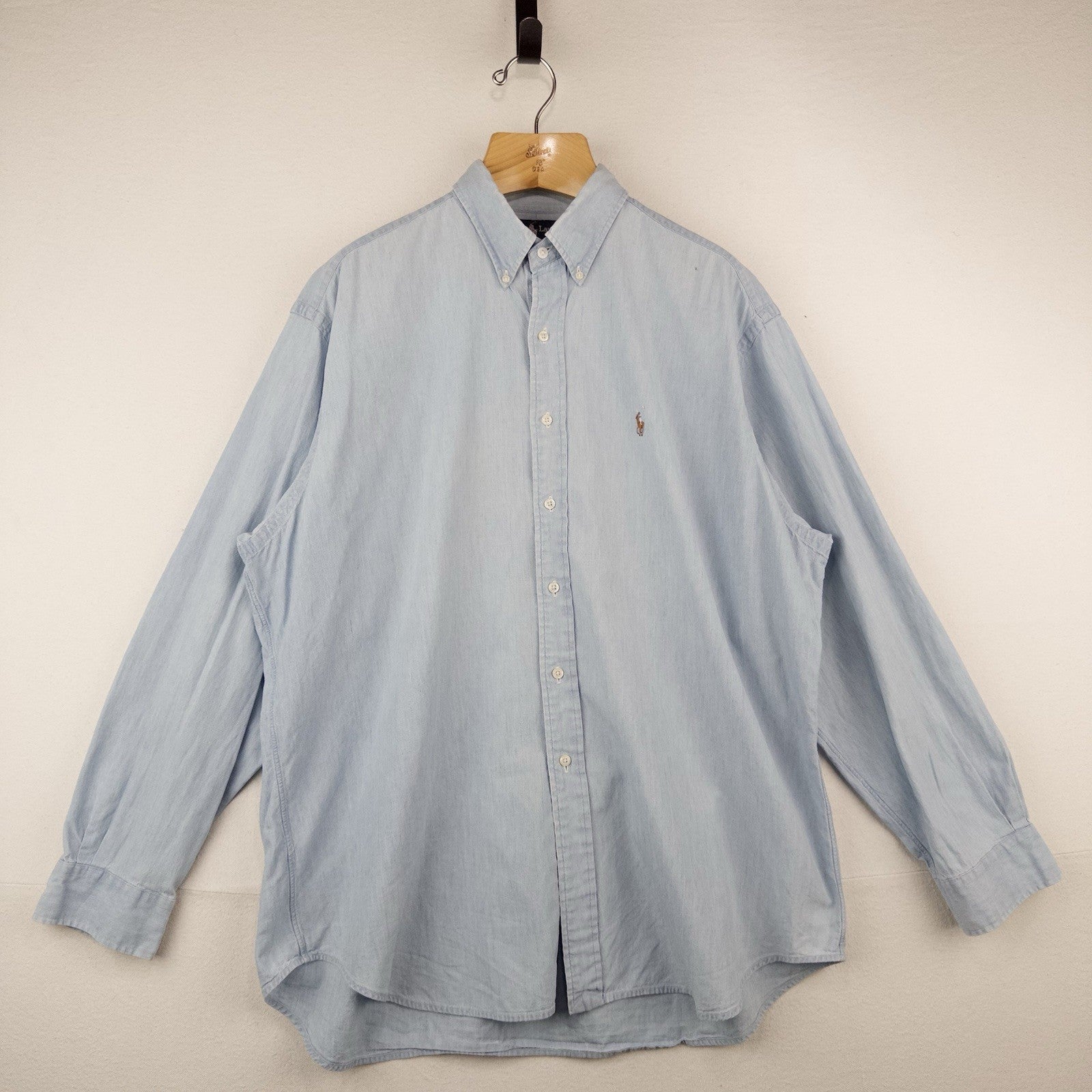 90’s Vintage Ralph Lauren Men’s XL Light Blue Chambray Blair Button Down Shirt
