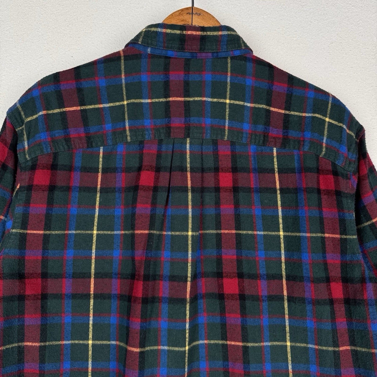 L.L. Bean Men's Scotch Plaid Flannel Shirt M Slightly Fitted Green Blue Red