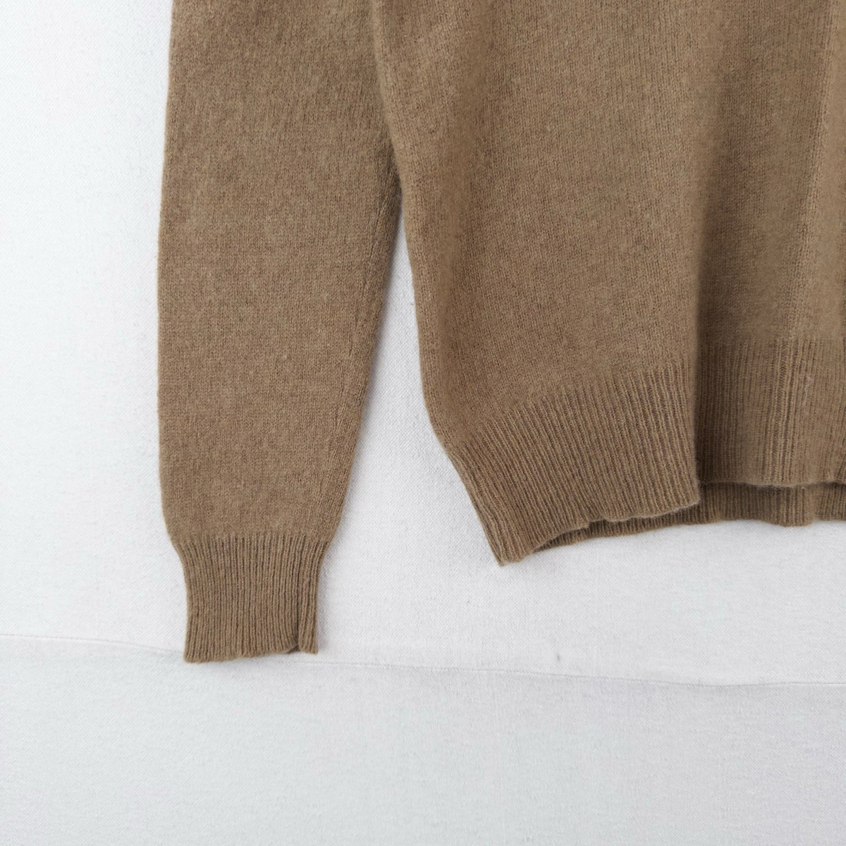 90’s Vtg Polo Ralph Lauren Sweater Men’s M Camel 100% Lambswool Pullover V-Neck