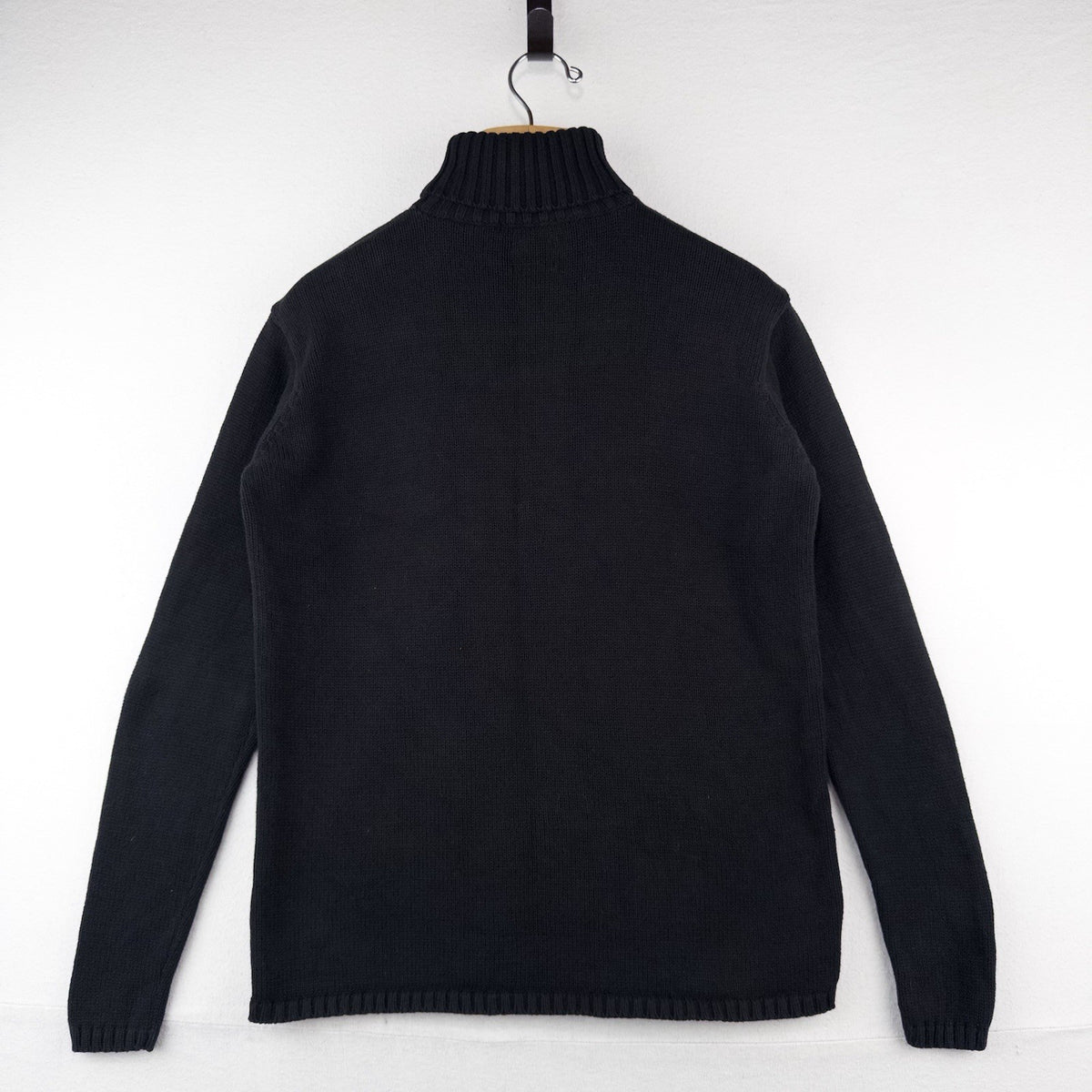 90’s Vtg Tommy Hilfiger Kint Sweater Men’s S Embroidered Crest Turtle Neck Black