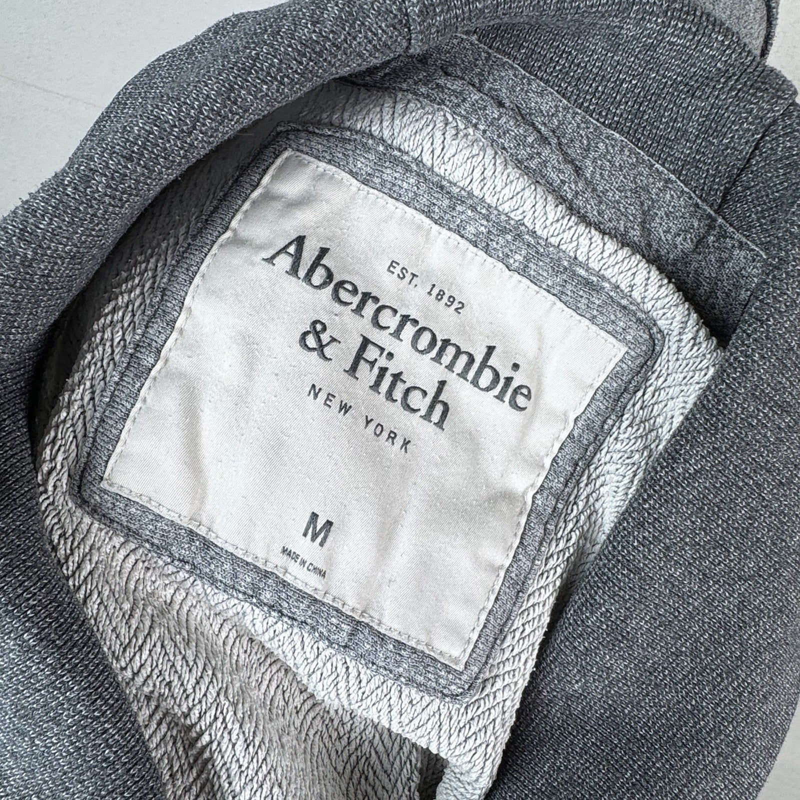 Abercrombie & Fitch Men’s M Gray Shawl Collar Cardigan Sweater Grandpa Style