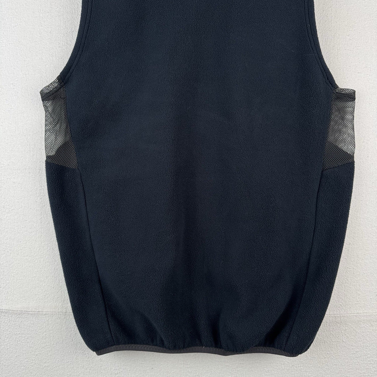 Helly Hansen Fleece Vest Men’s L Full Zip Blue Vest Embroidered Spell-out Mesh