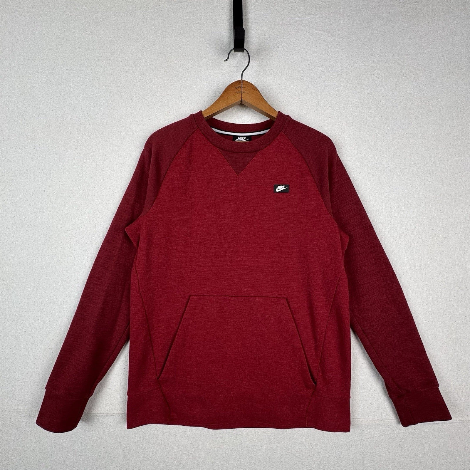 Nike Sportswear Optic Crew Pullover Sweatshirt Men’s Small Red 928465-677 Pocket