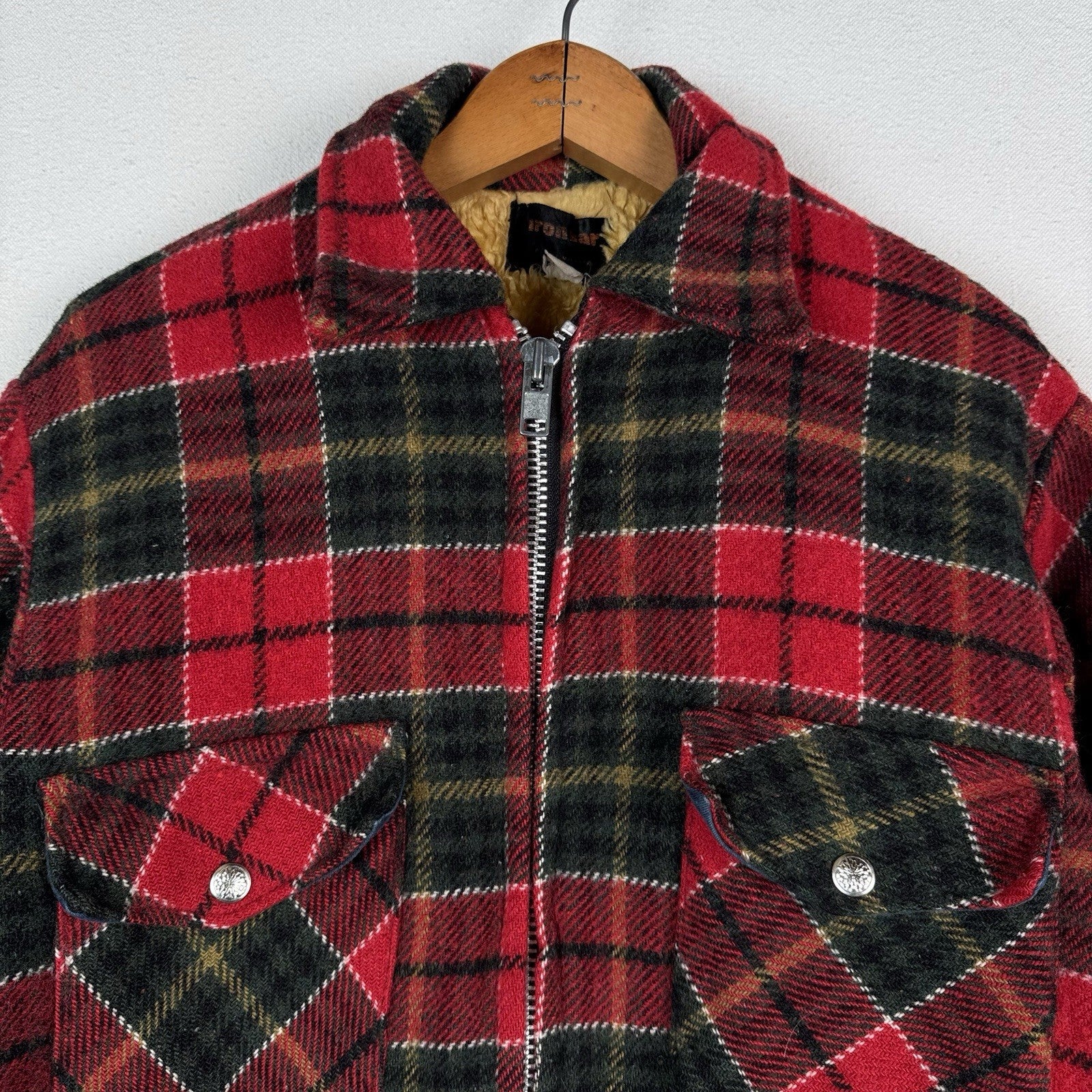 Vintage Wool Buffalo Plaid Chore Jacket Hunting Coat Men’s Medium Red Canada