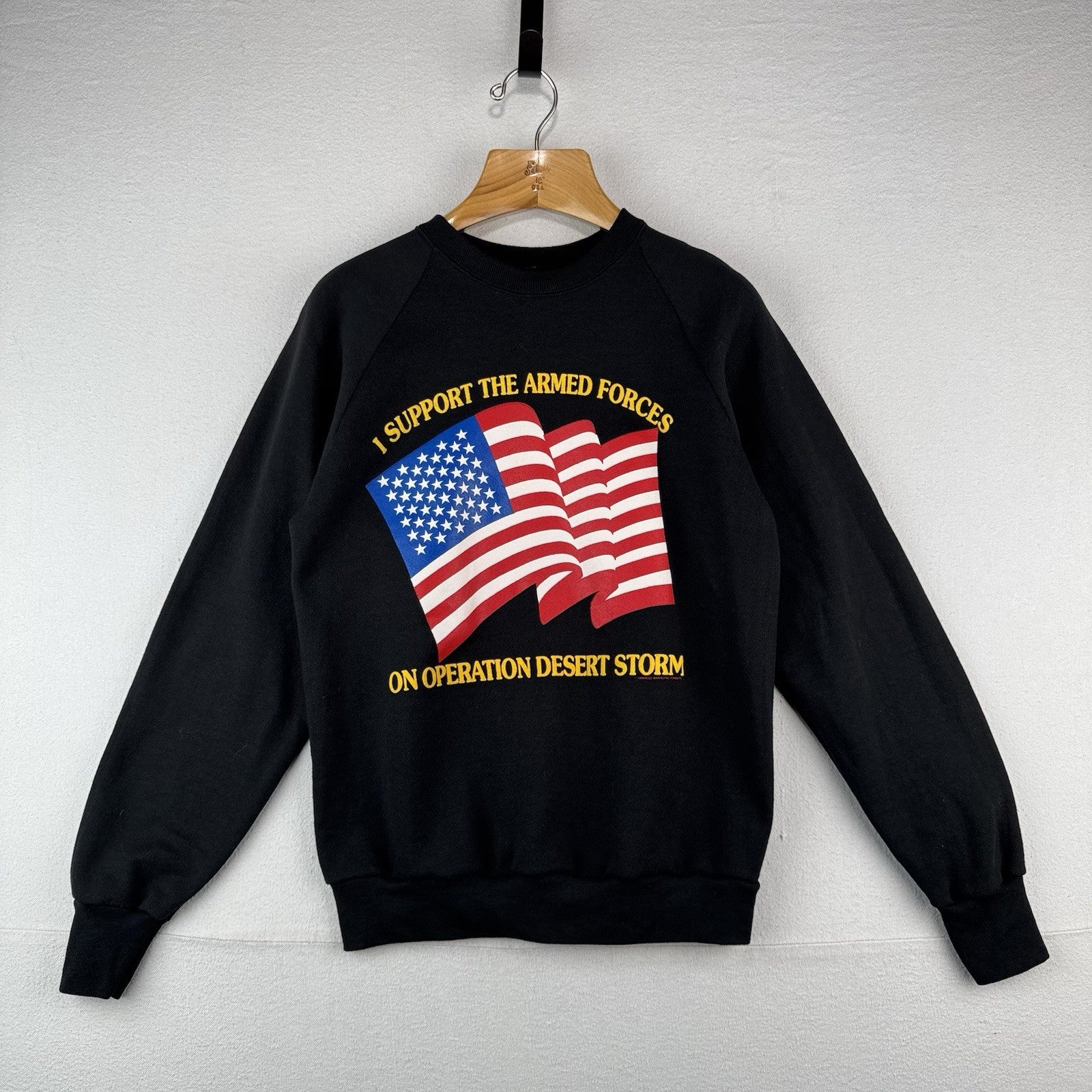 90’s Vintage Operation Desert Storm Men’s L  Military Sweatshirt Made USA