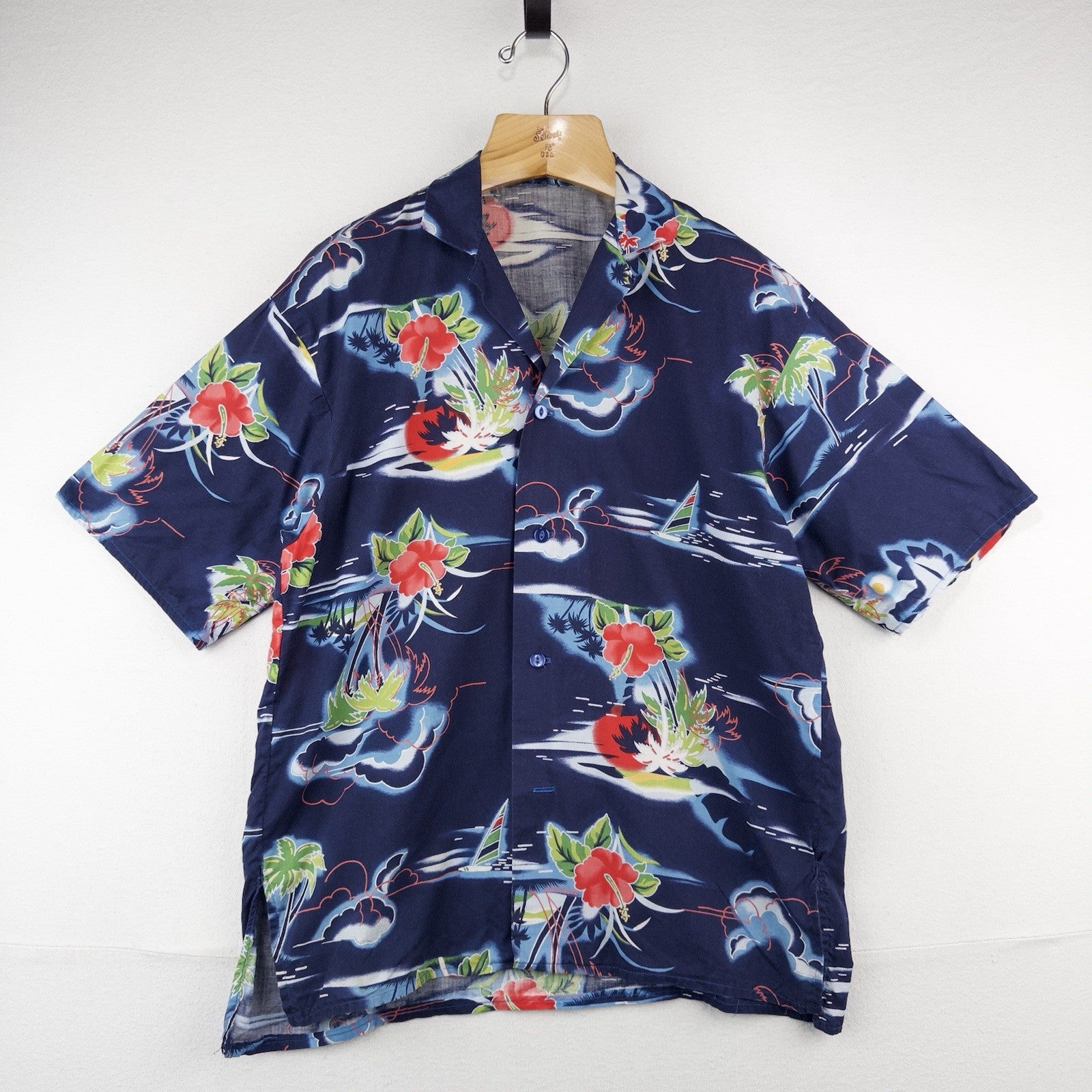 Hawaiian Aloha Large Shirt  Palm Trees Hibiscus Clouds Ocean Sailboat Tropical L