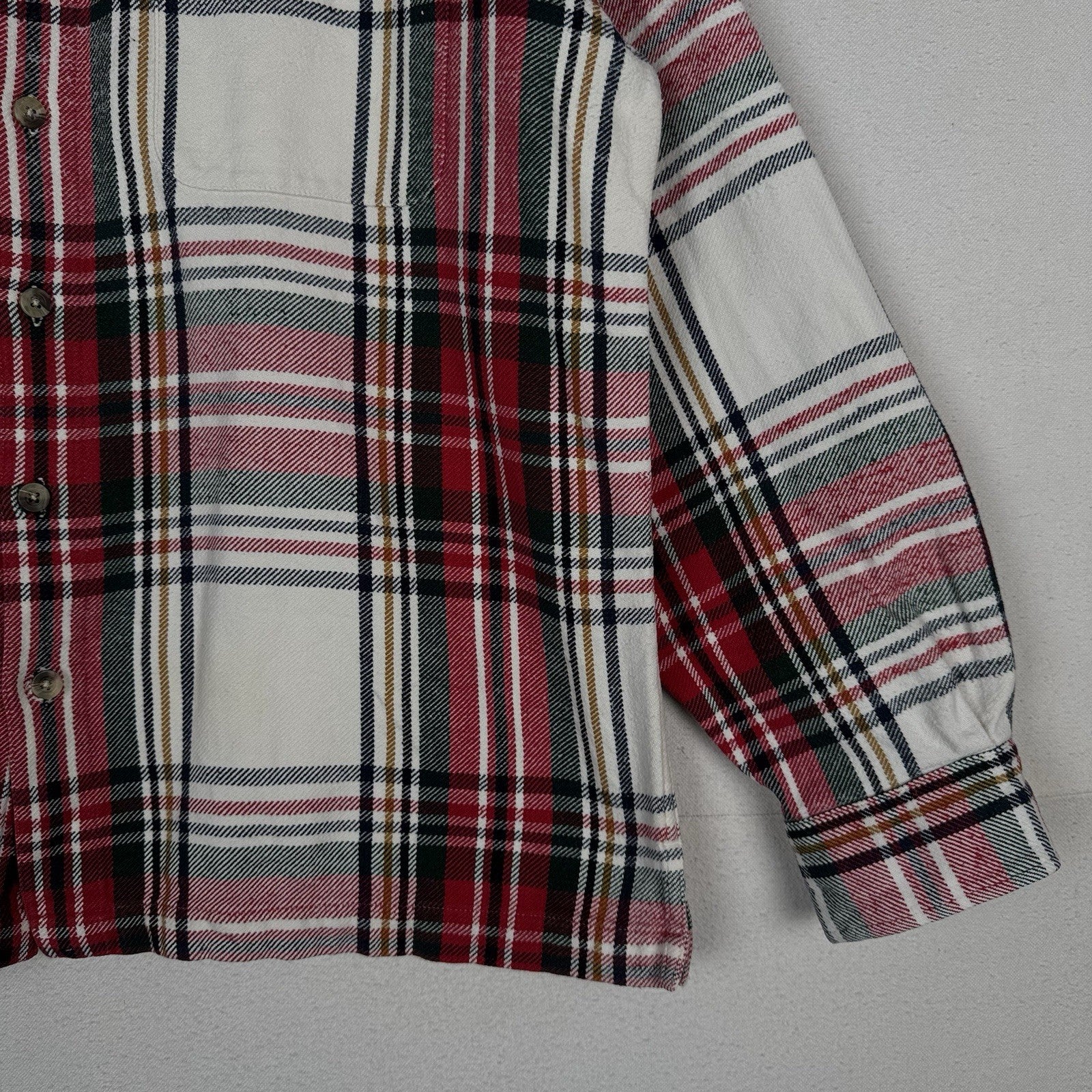 Boston Traders Shirt Jacket Men’s XL White Red Green Plaid Flannel Lined Shacket