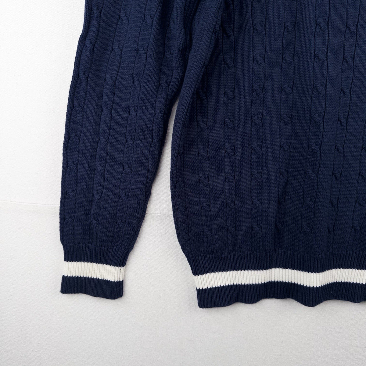 Howard University Cricket Tennis V-Neck Patch Cable Knit Sweater Blue XL HBCU