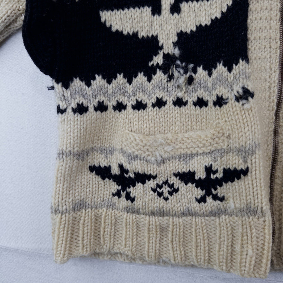 60’s Vtg Cowichan Hand Knit Thunderbird Wool Cardigan Sweater Men’s Large *Read