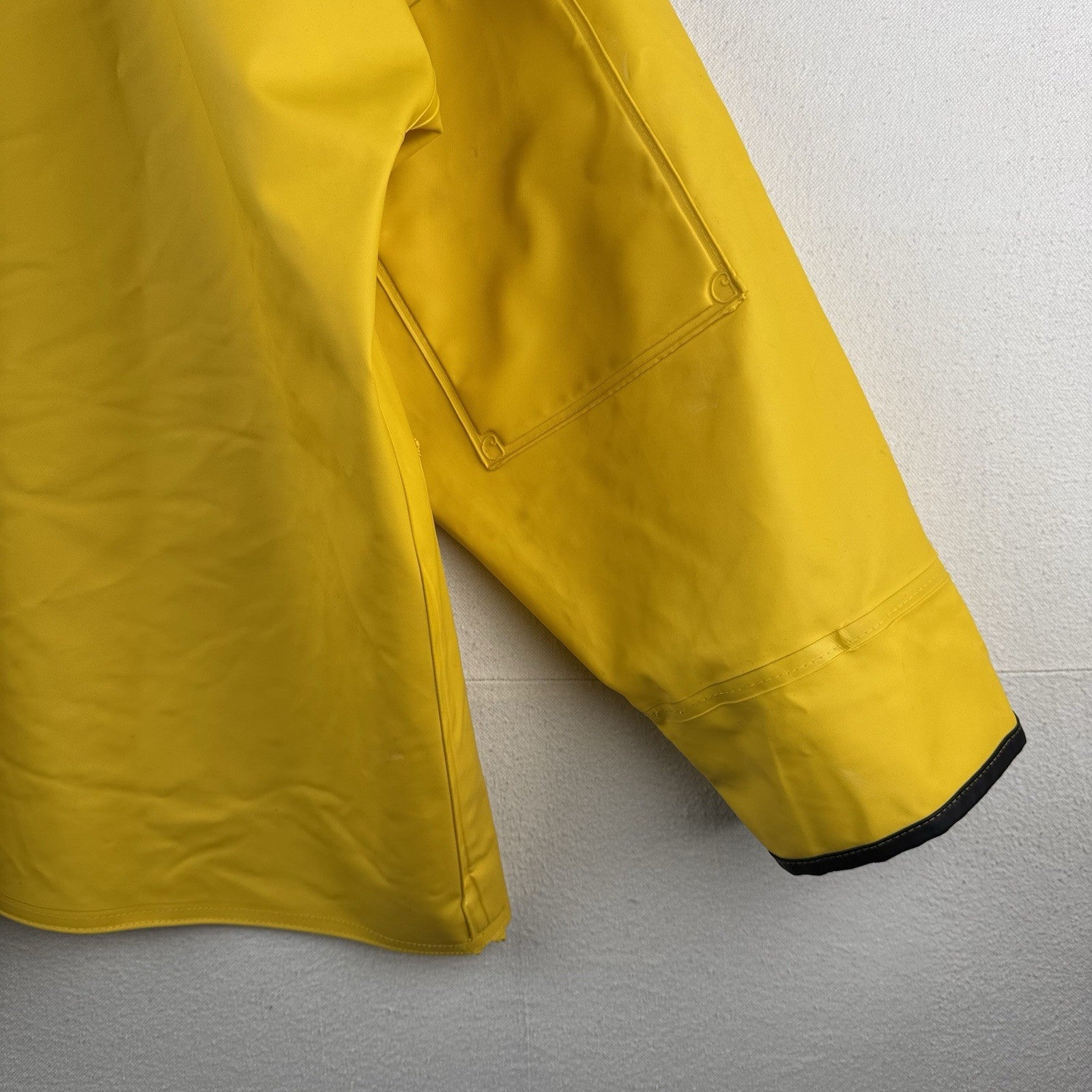 Vintage Carhartt Waterproof Surrey Yellow Rain Jacket Men’s Large PVC Snap Hood