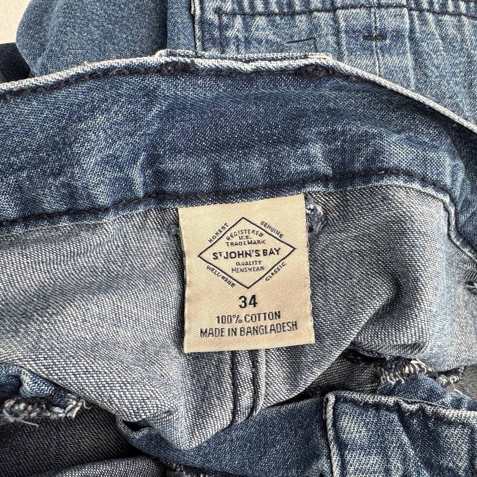Vtg St. John's Bay Denim Cargo Safari Pocket Shorts Mens 34x6 Blue Elastic Waist