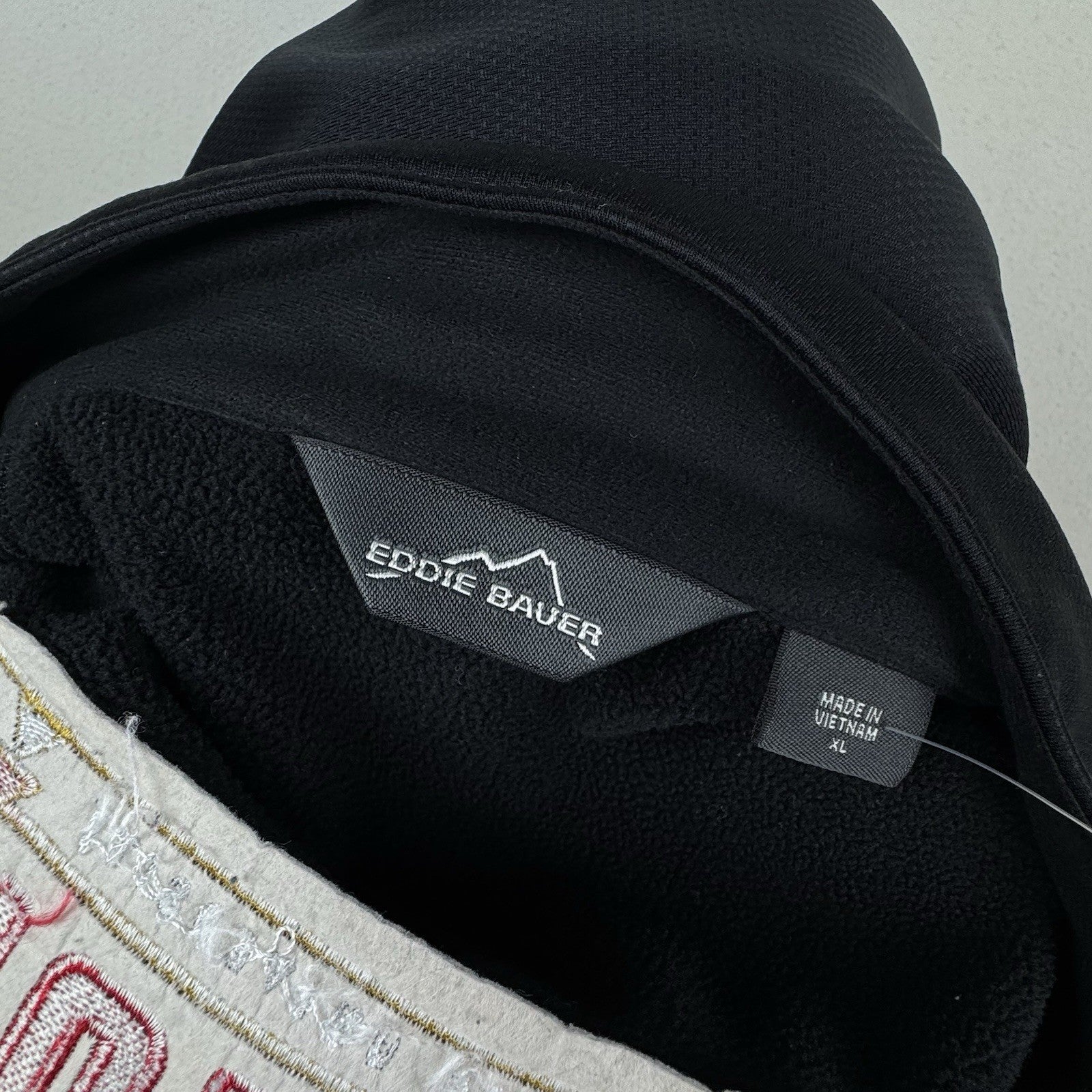 Eddie Bauer 2018 Pow Wow Basketball Tournament MSU Weather Resist Jacket Mens XL