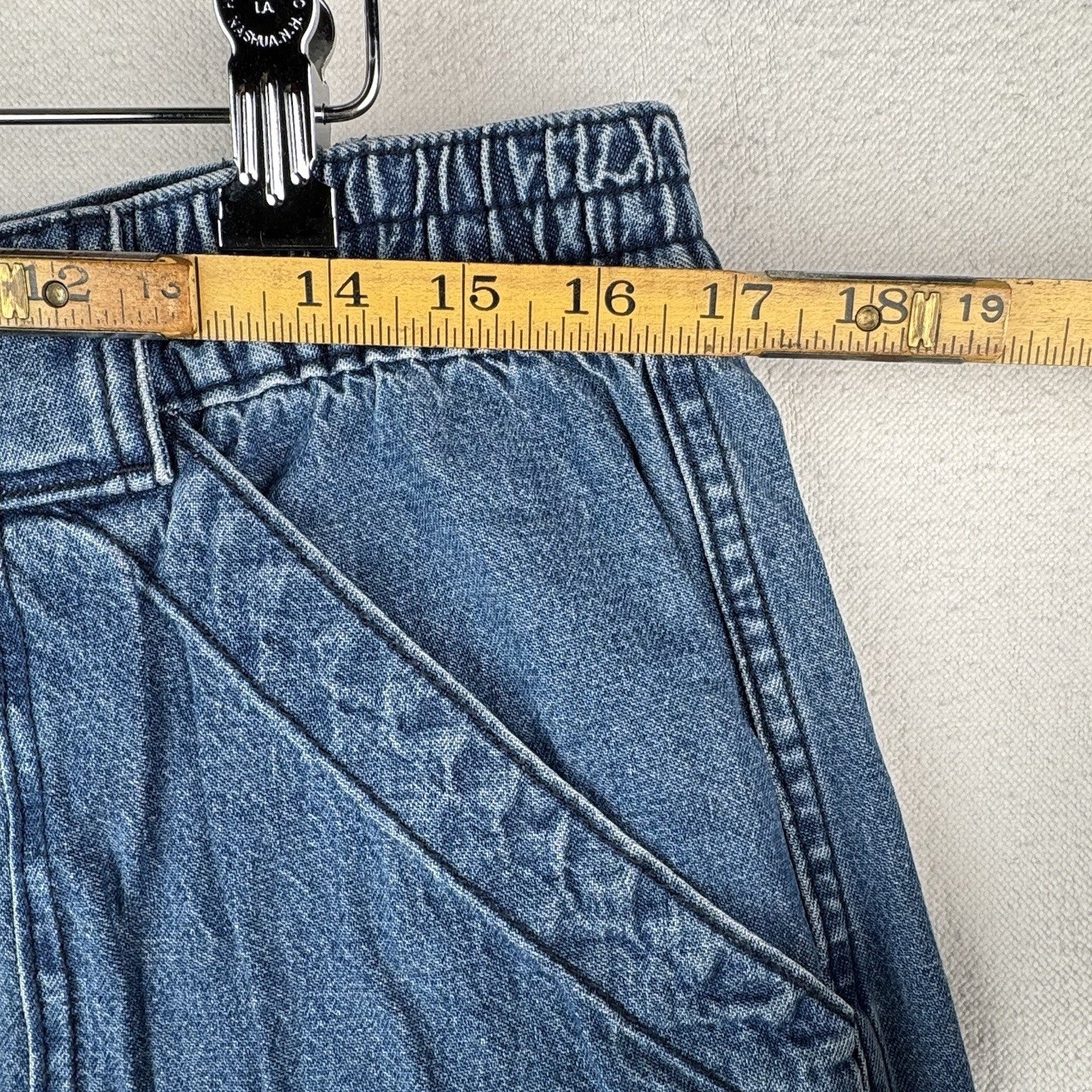 Vtg St. John's Bay Denim Cargo Safari Pocket Shorts Mens 34x6 Blue Elastic Waist