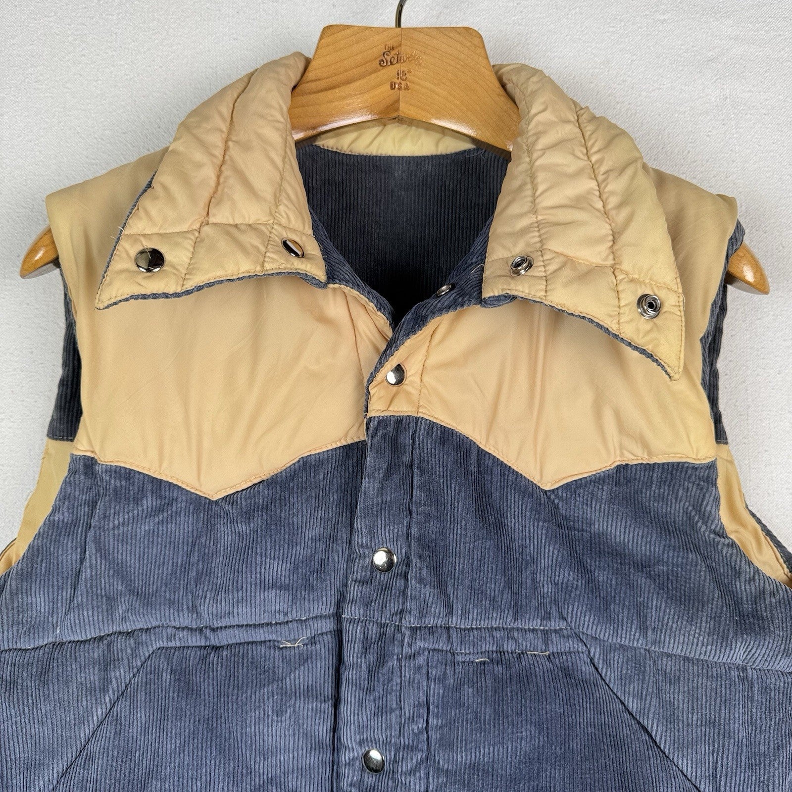 70s Vintage OP Ocean Pacific Size M Reversible Puffer Vest Tan Blue Surf Western