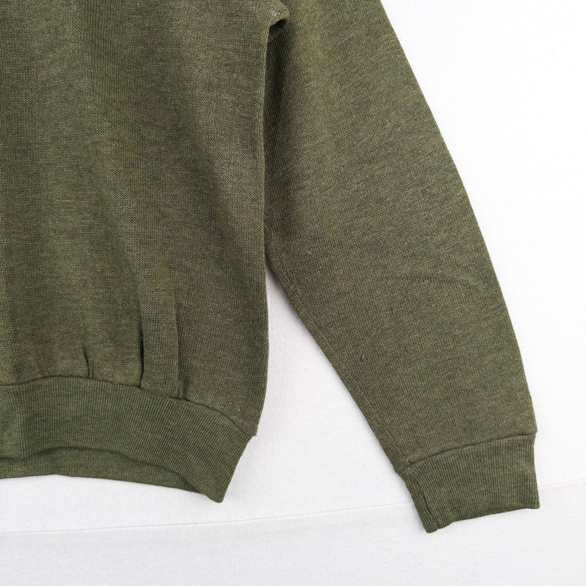 60’s Vtg Creslan & Rayon V-Neck Sweater Men’s M Grunge Kurt Cobain Olive