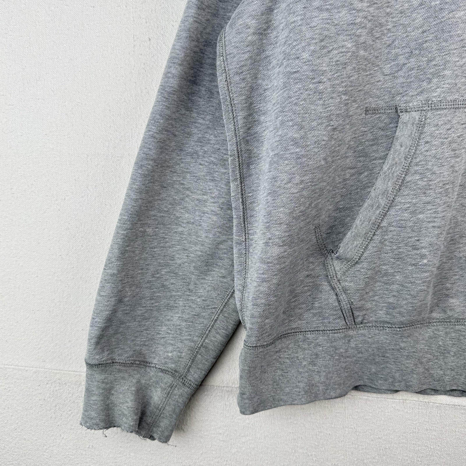 90’s Vtg Nike Swoosh Pullover Hoodie Grey Sweatshirt Red Tag Men’s L *Distressed