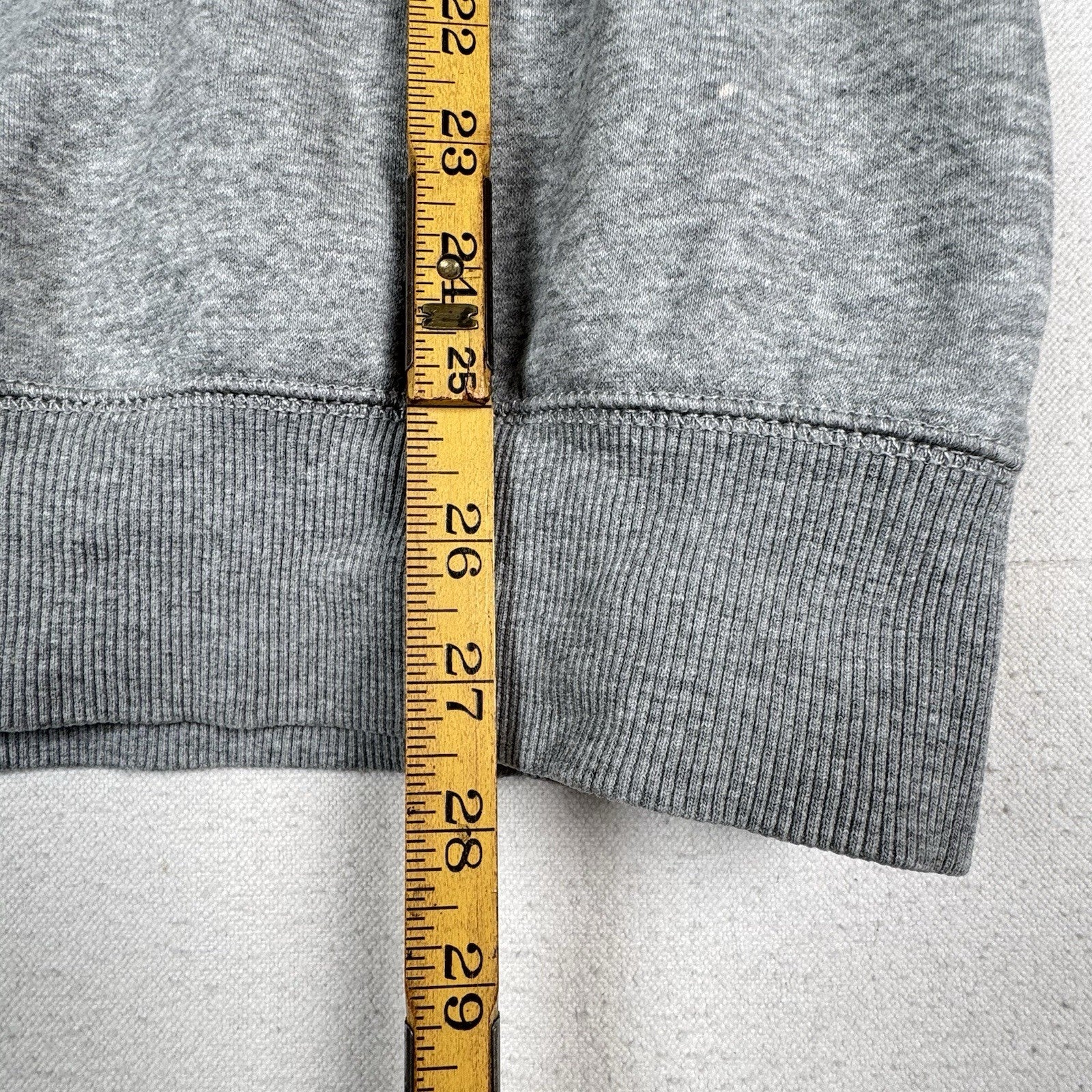 Tommy Hilfiger Embroidered Heather Gray Large Crewneck Sweatshirt Long Sleeve