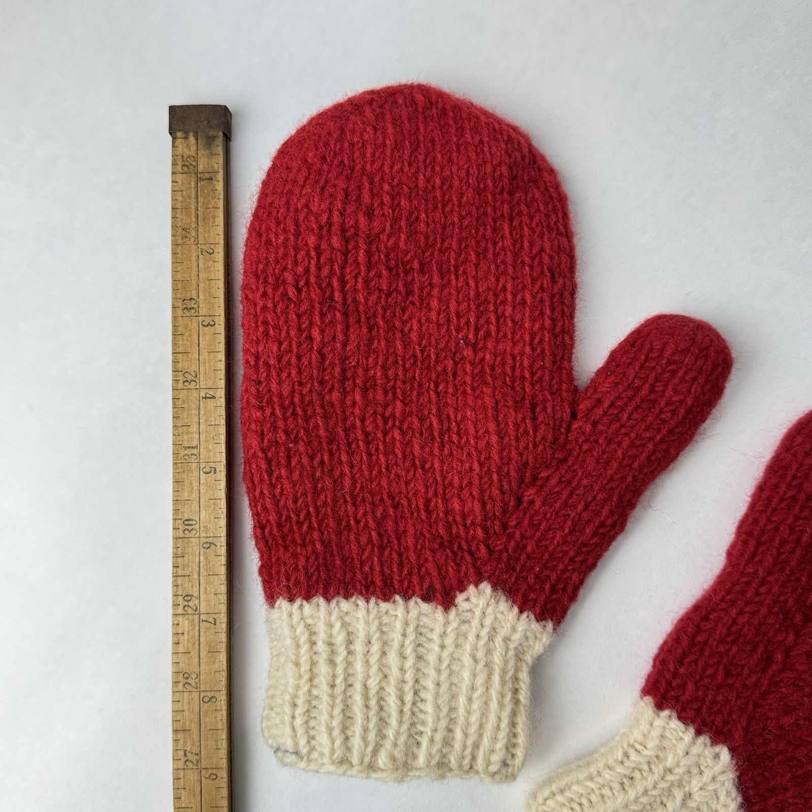 Wool Knit Santa Holiday Mittens Fleece Lined Red Cream Off-white 9”x4.5”