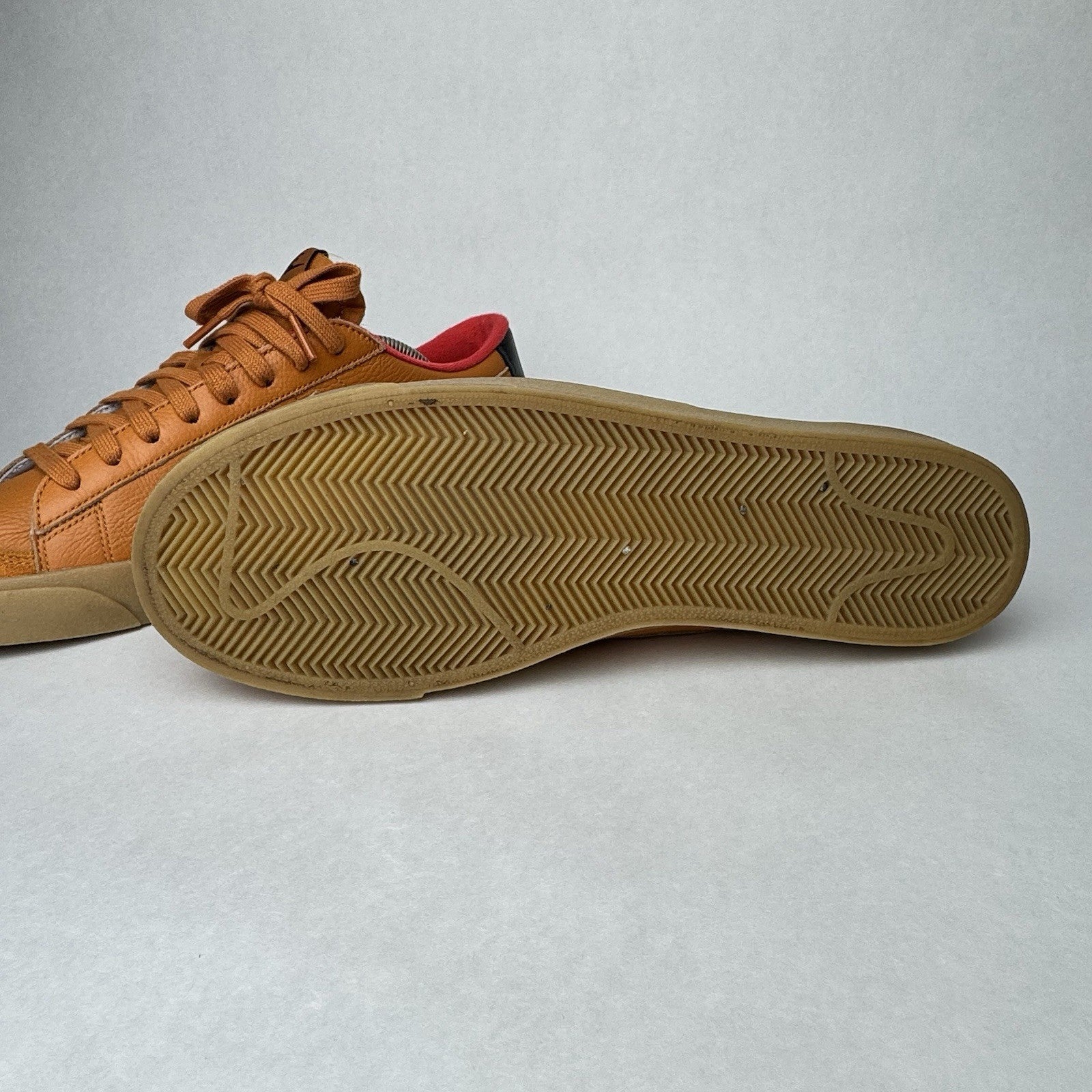 Nike Men’s Blazer Low 77 Vintage Team Orange Suede Leather Gum Sole US 10.5