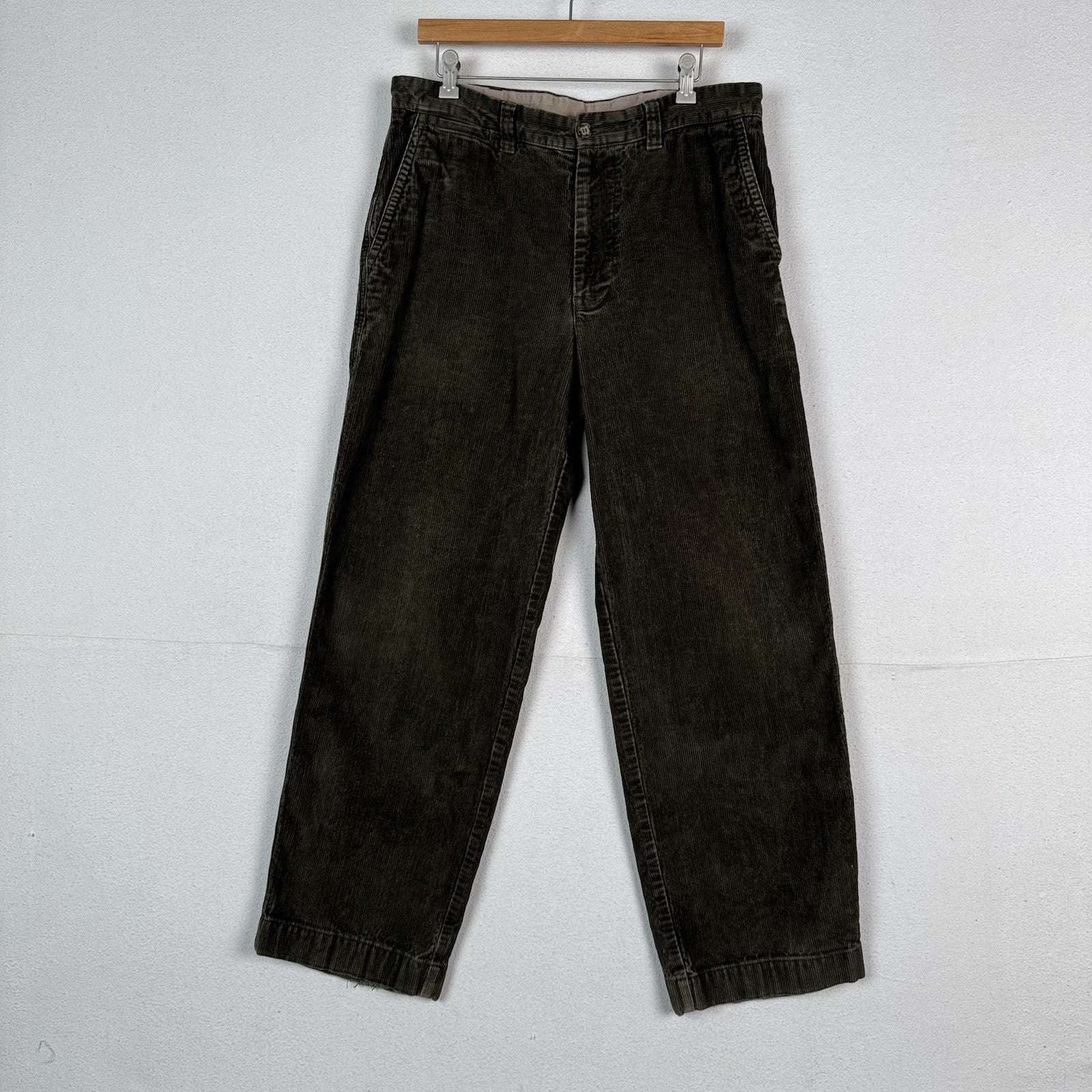 Vtg. LL Bean Men's Double L Classic Fit Corduroy Brown Pants 36x32 (Fits 34x29)