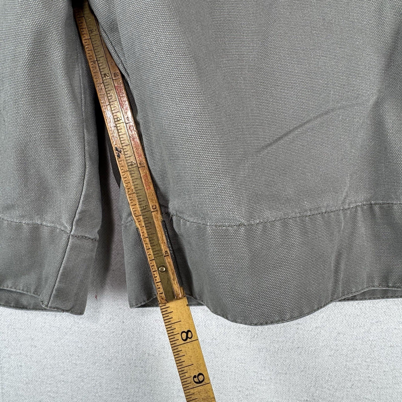 Columbia Men’s 34x7 Flat Front Shorts Side Utility Pockets Khaki Gray