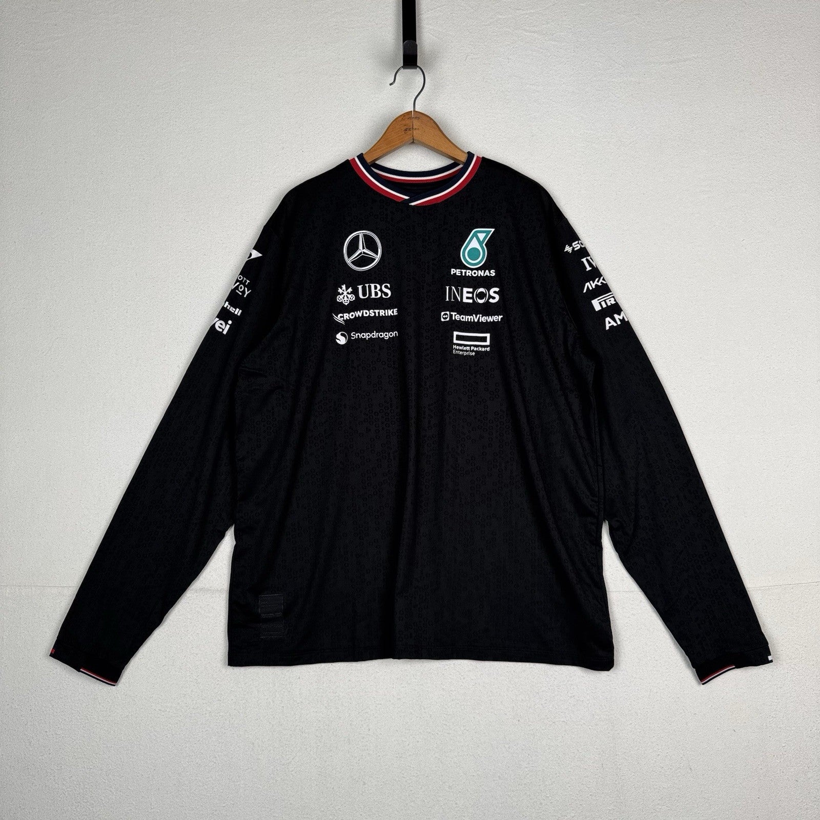 Official 2024 Mercedes AMG Petronas F1 Team Kit T-Shirt Men’s XXL Tommy Hilfiger