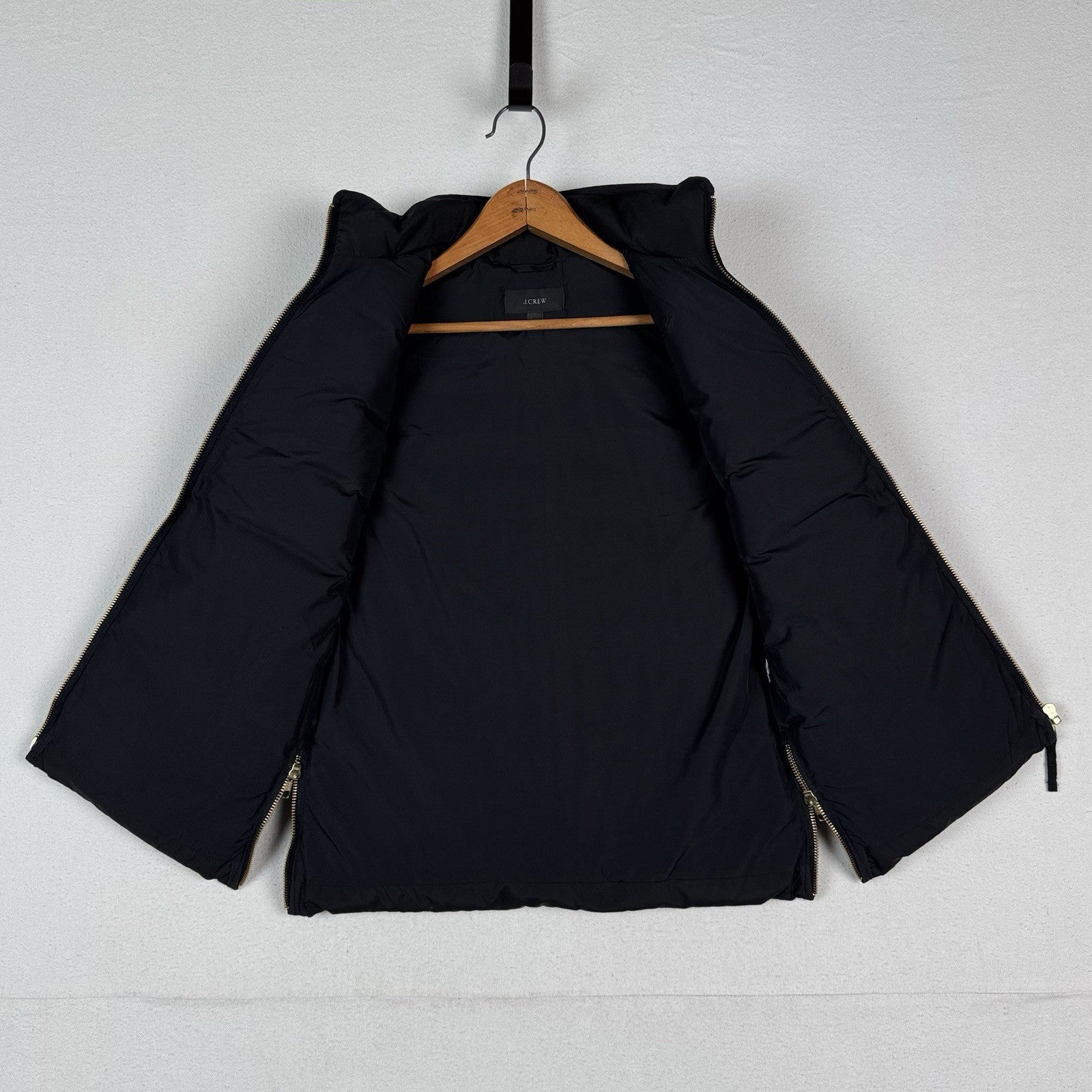 J Crew Women’s Mountain Puffer Vest XXSmall Solid Black Down Filled Side Zip