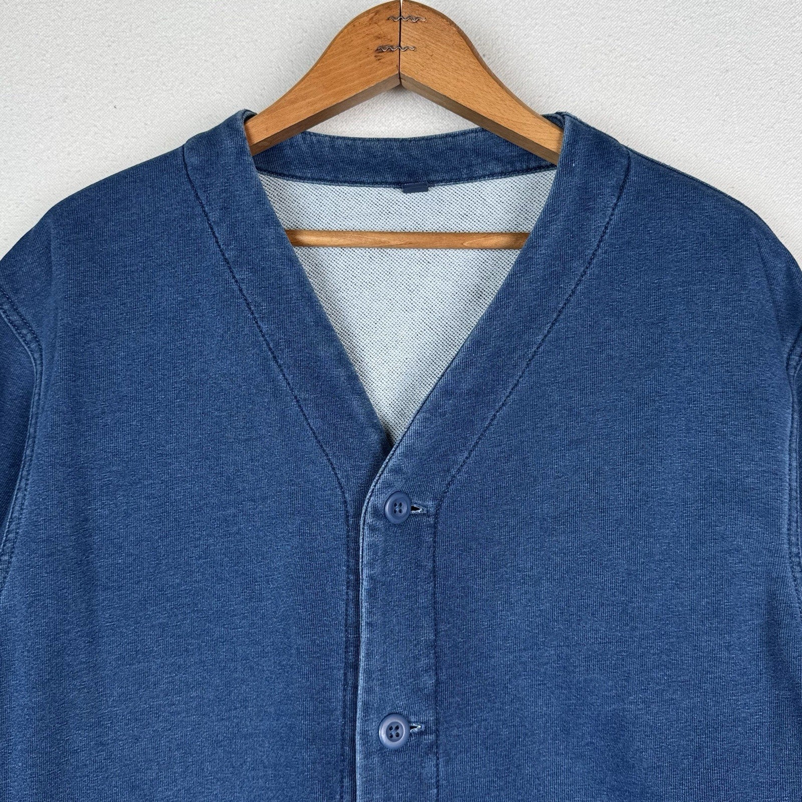 Uniqlo Indigo Dye Cardigan Sweatshirt Men’s Medium M w/Side Slit Pockets
