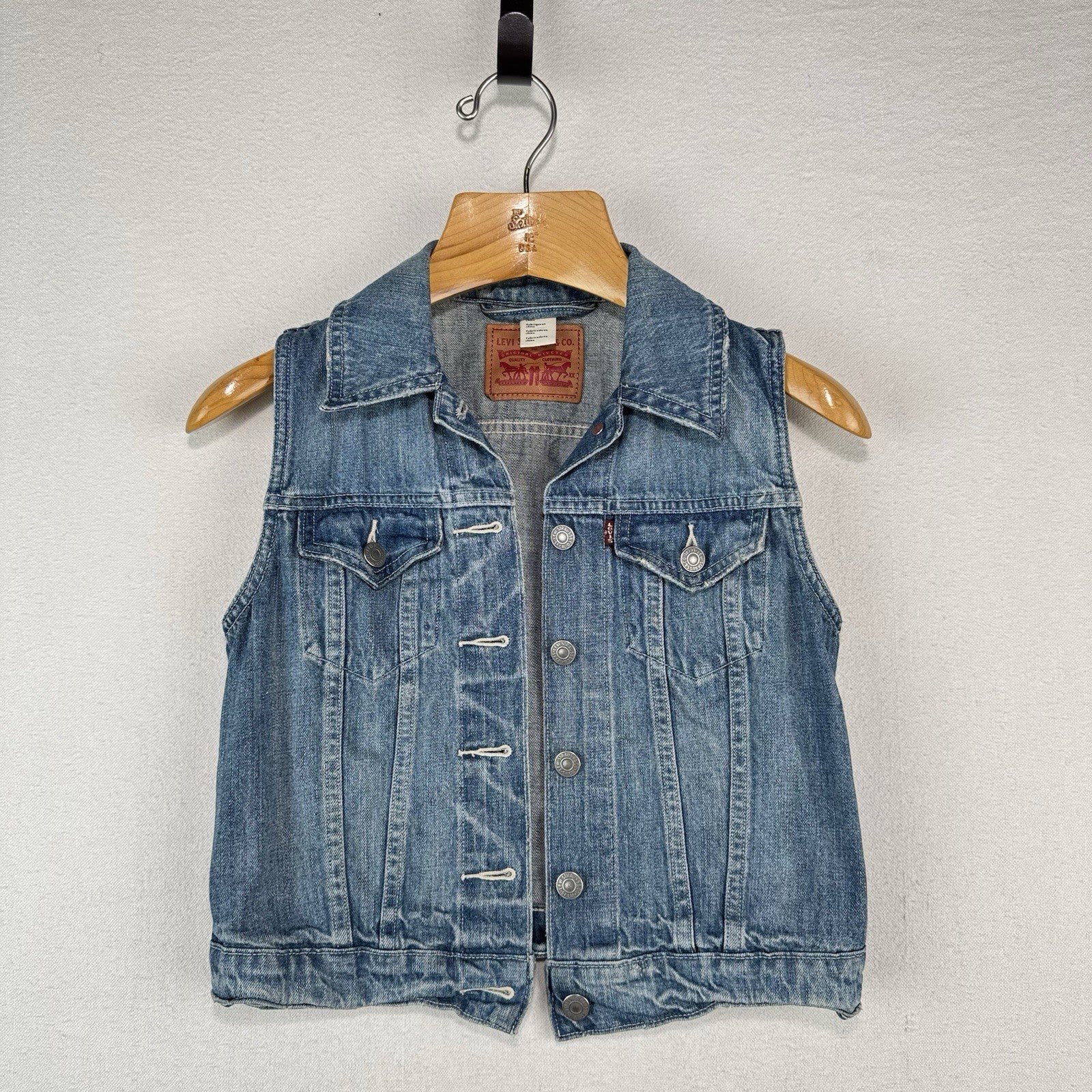 Levi’s Denim Vest Women’s XS Blue Jean Red Tab Trucker