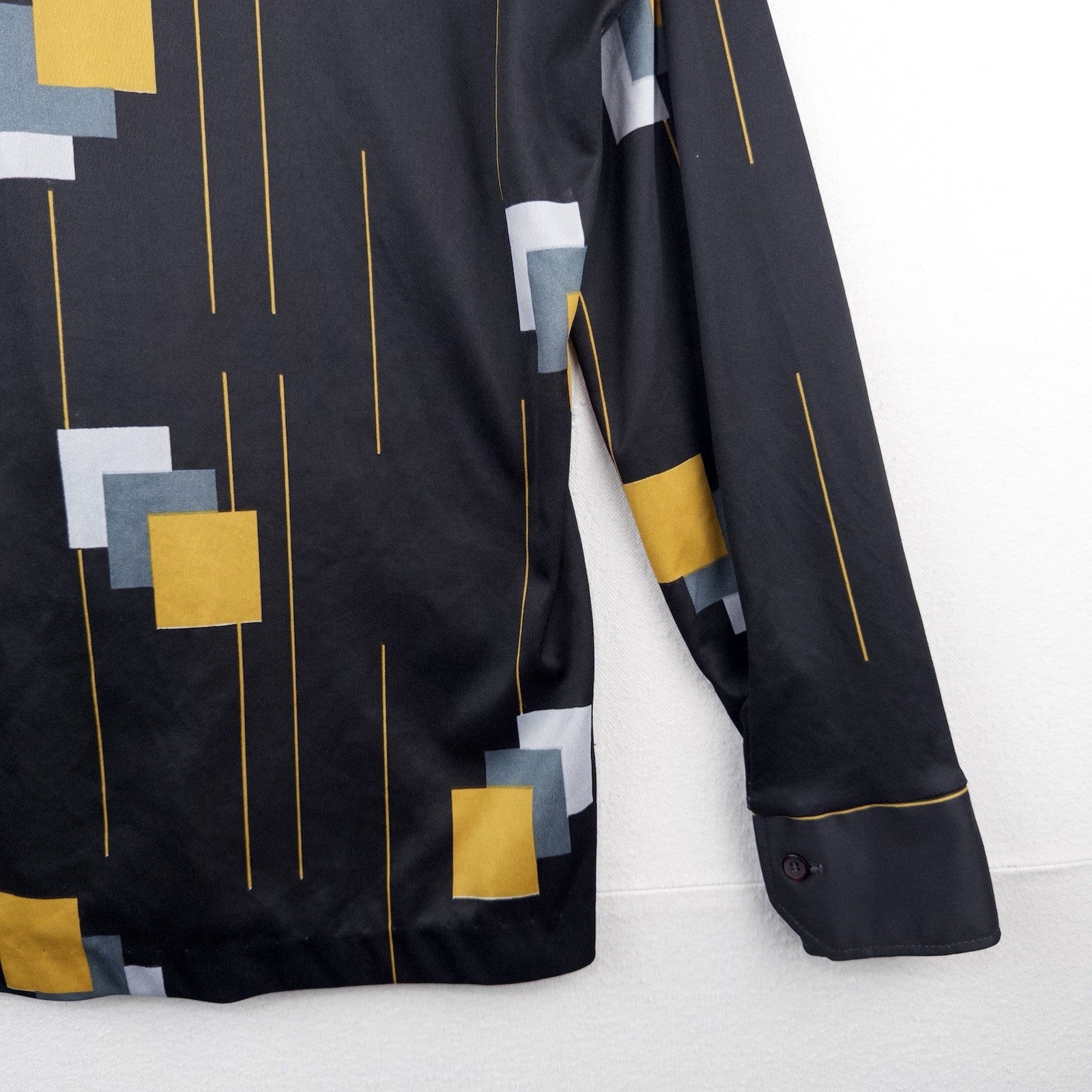 70’s Vtg Dagger Collar Shirt Mens Large Black Abstract  Disco *Read