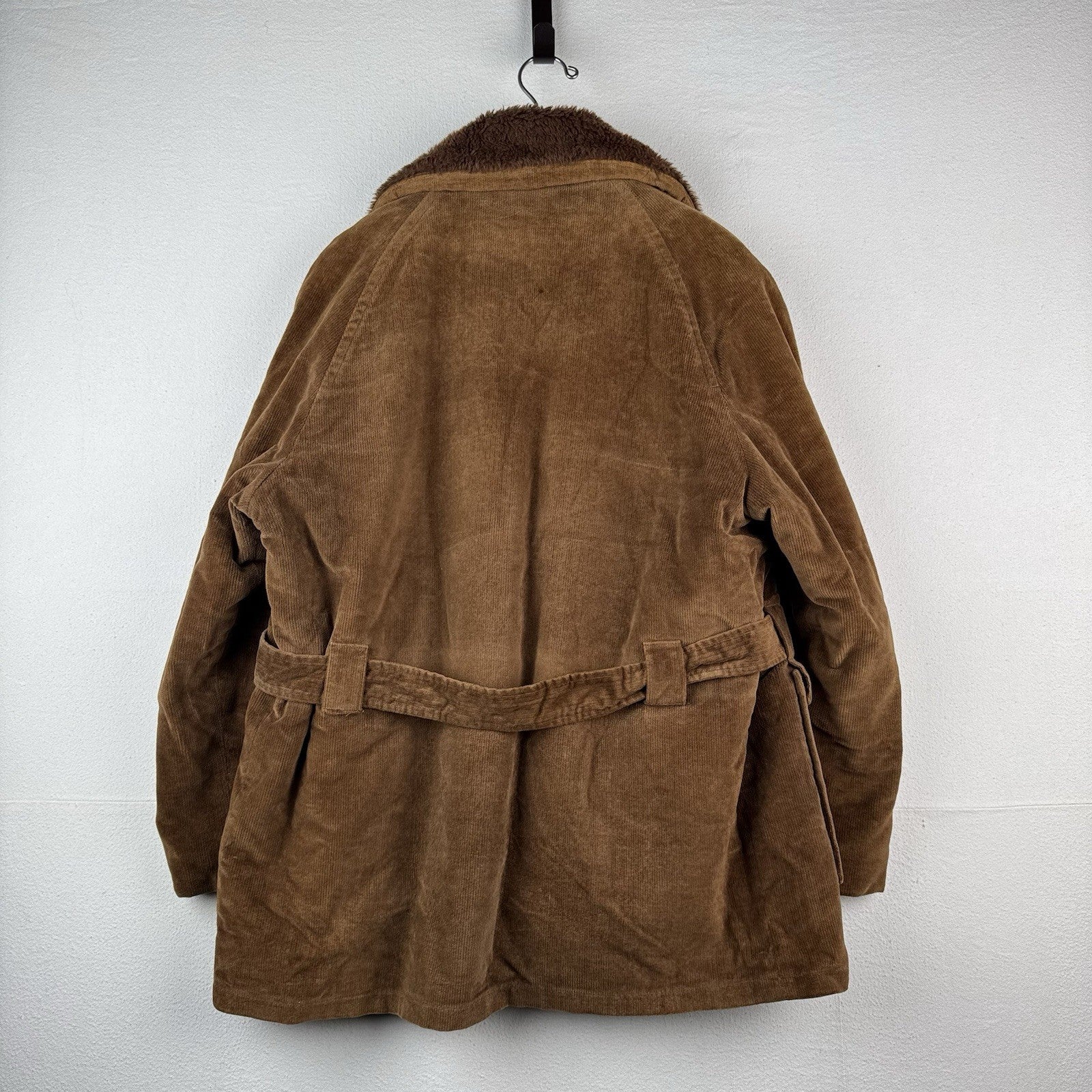 60’s 70’s Vtg Gordon Ferguson Field & Stream Mens 46 Corduroy Belted Overcoat