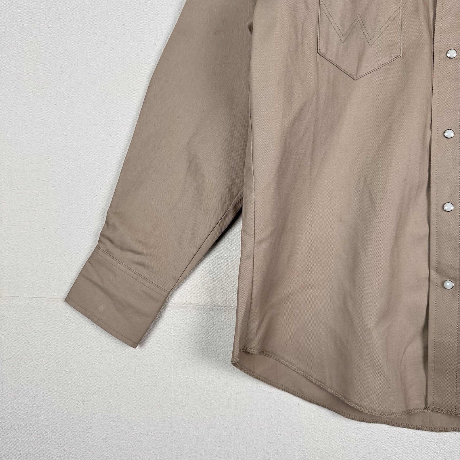 NWT Wrangler Mens Large Western Shirt Beige L/S Pearlsnap Cowboy Work Wear Shirt