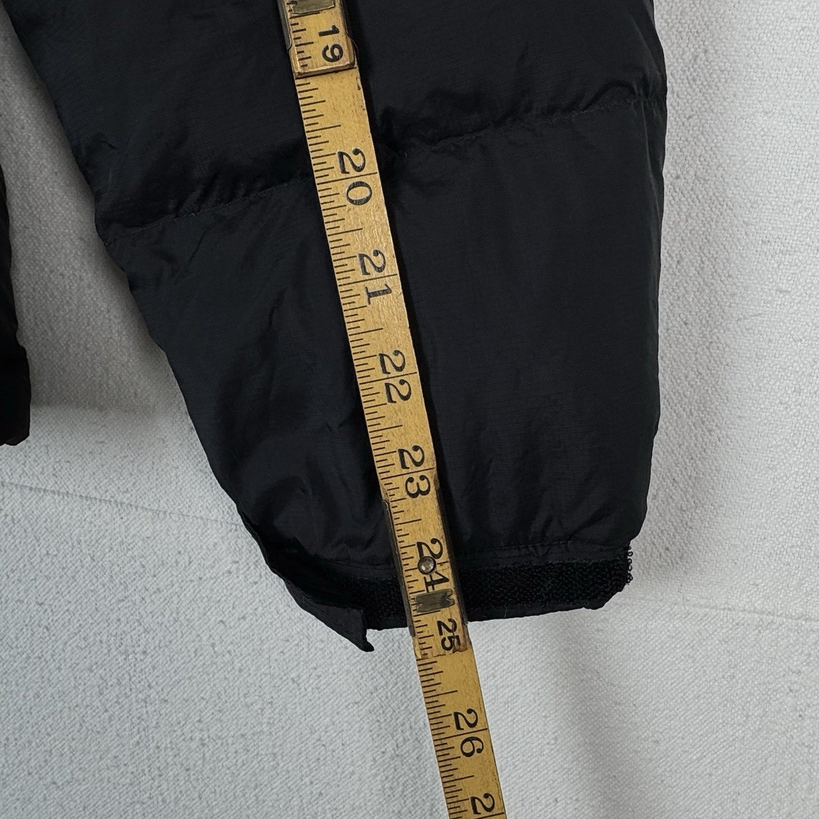 Vintage The North Face 700 Nuptse Women’s M Down Puffer Jacket Black