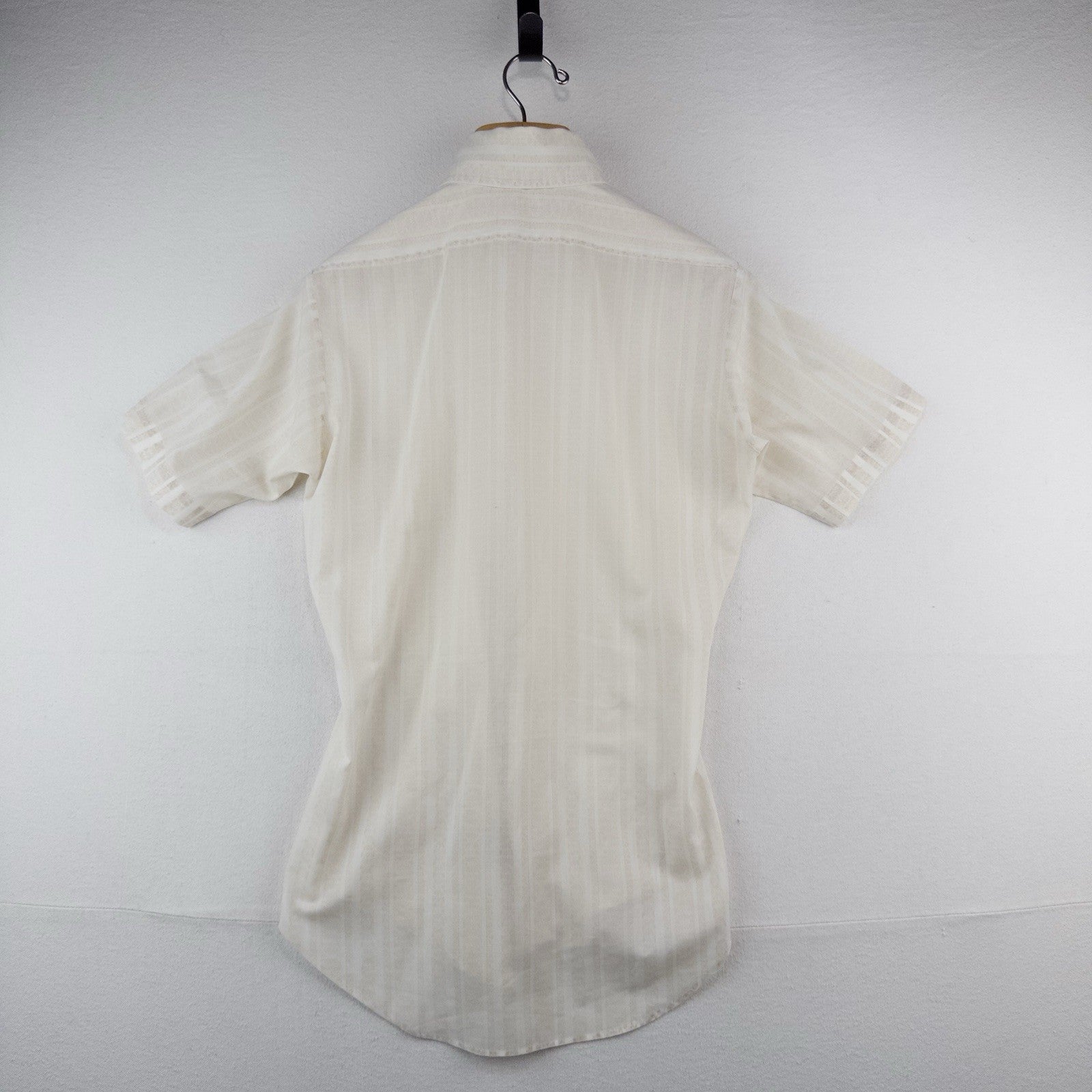 70s Vtg Short Sleeve Button Shirt White Beige Striped Dagger Collar Paper Thin S
