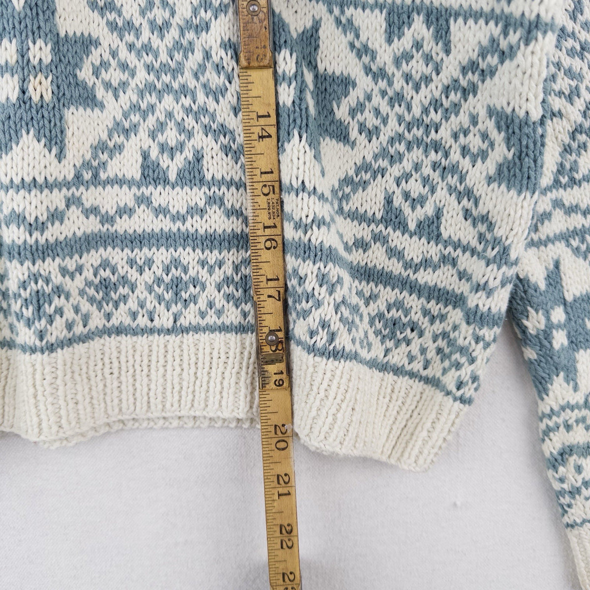 80’s Vtg LL BEAN Women's L Nordic Ramie Blend Knit Blue Cream Snowflake Sweater