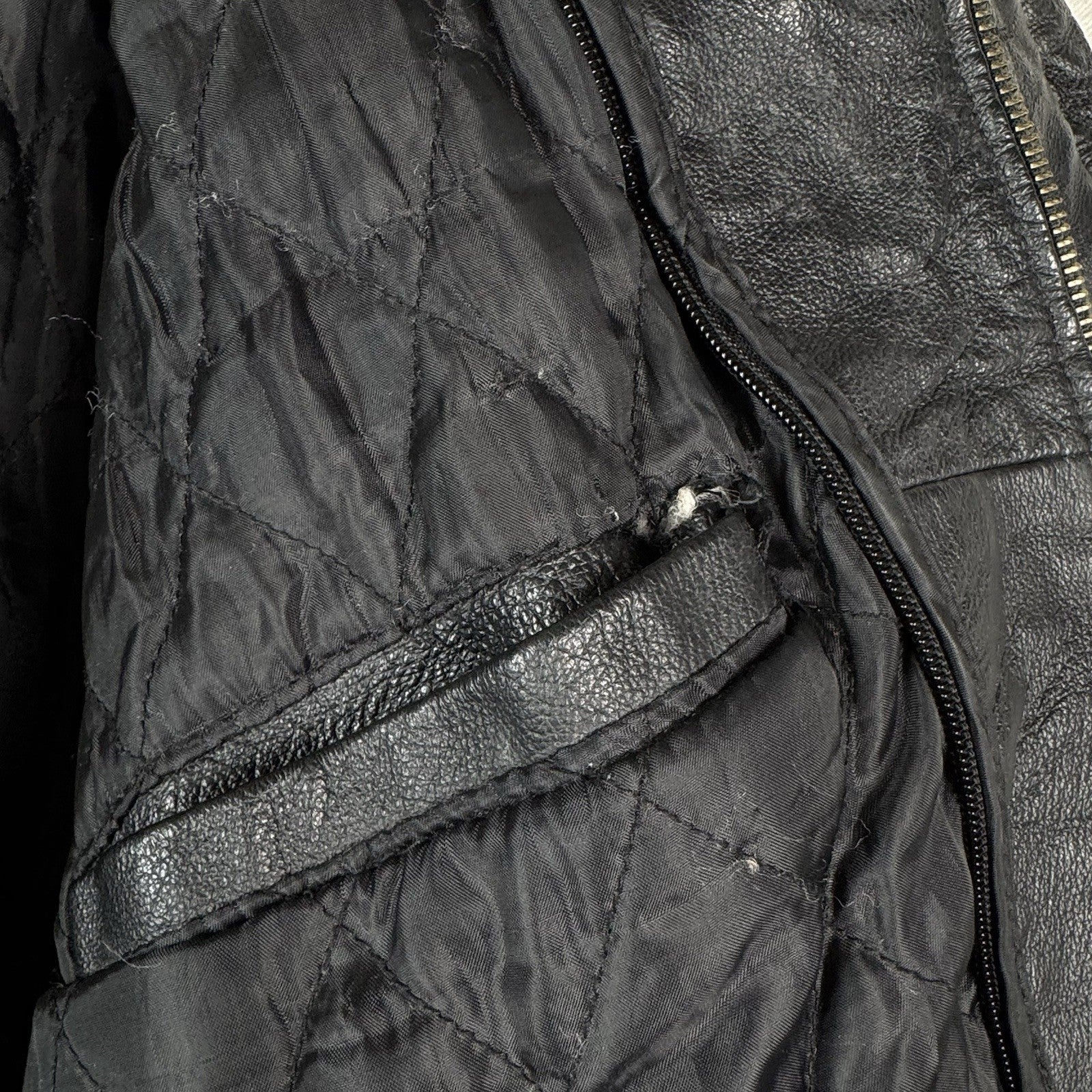 Vtg East Side Outerwear NYC Embroidered Leather Bomber Jacket Men’s  XL -Read*