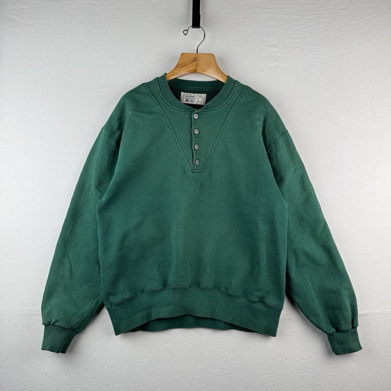 90s Vintage LL Bean X Russell Athletic Men's Large Green Henley Sweatshirt USA