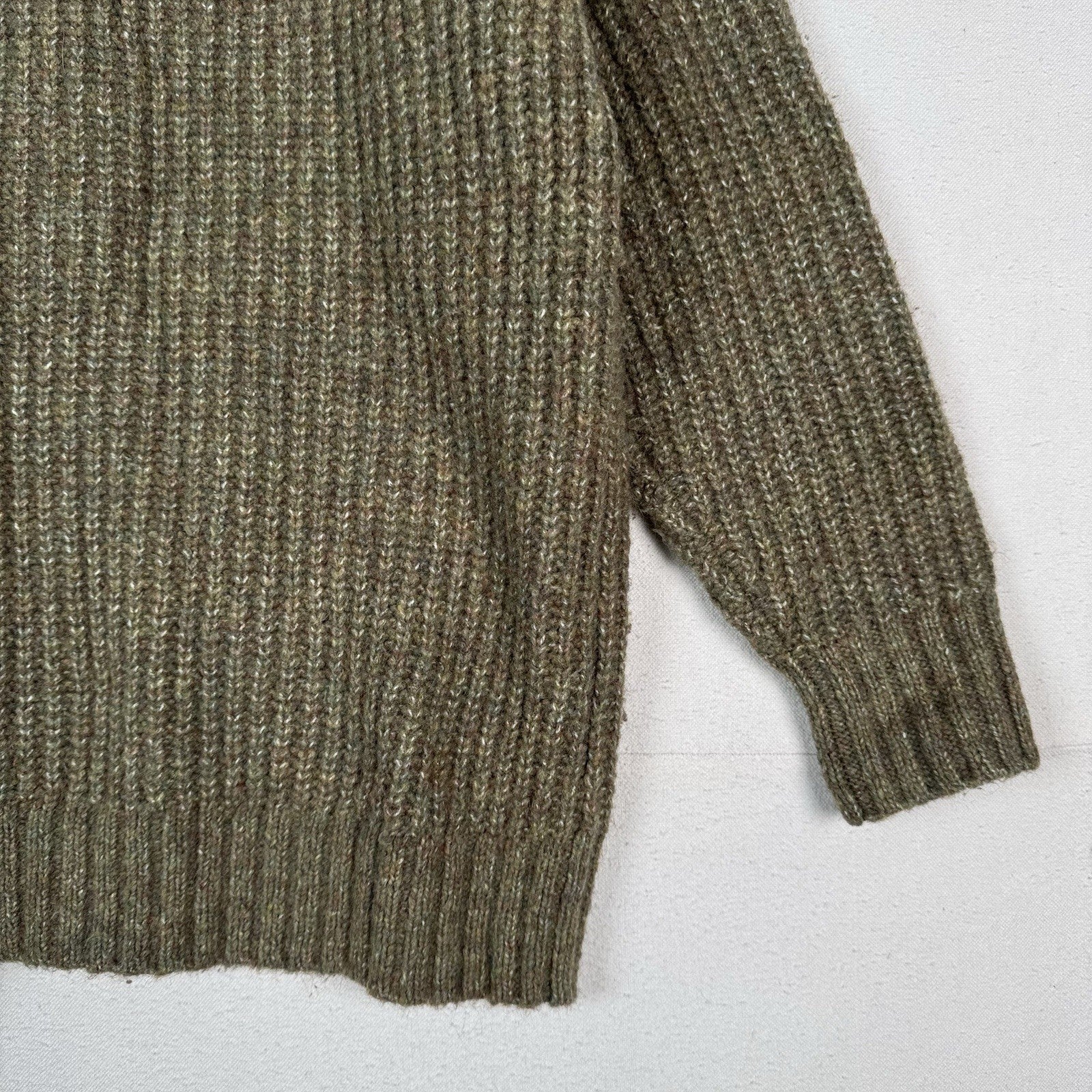 Uniqlo Low Gauge V-Neck Long-Sleeve Cardigan Green Brown Pockets Buttons Large