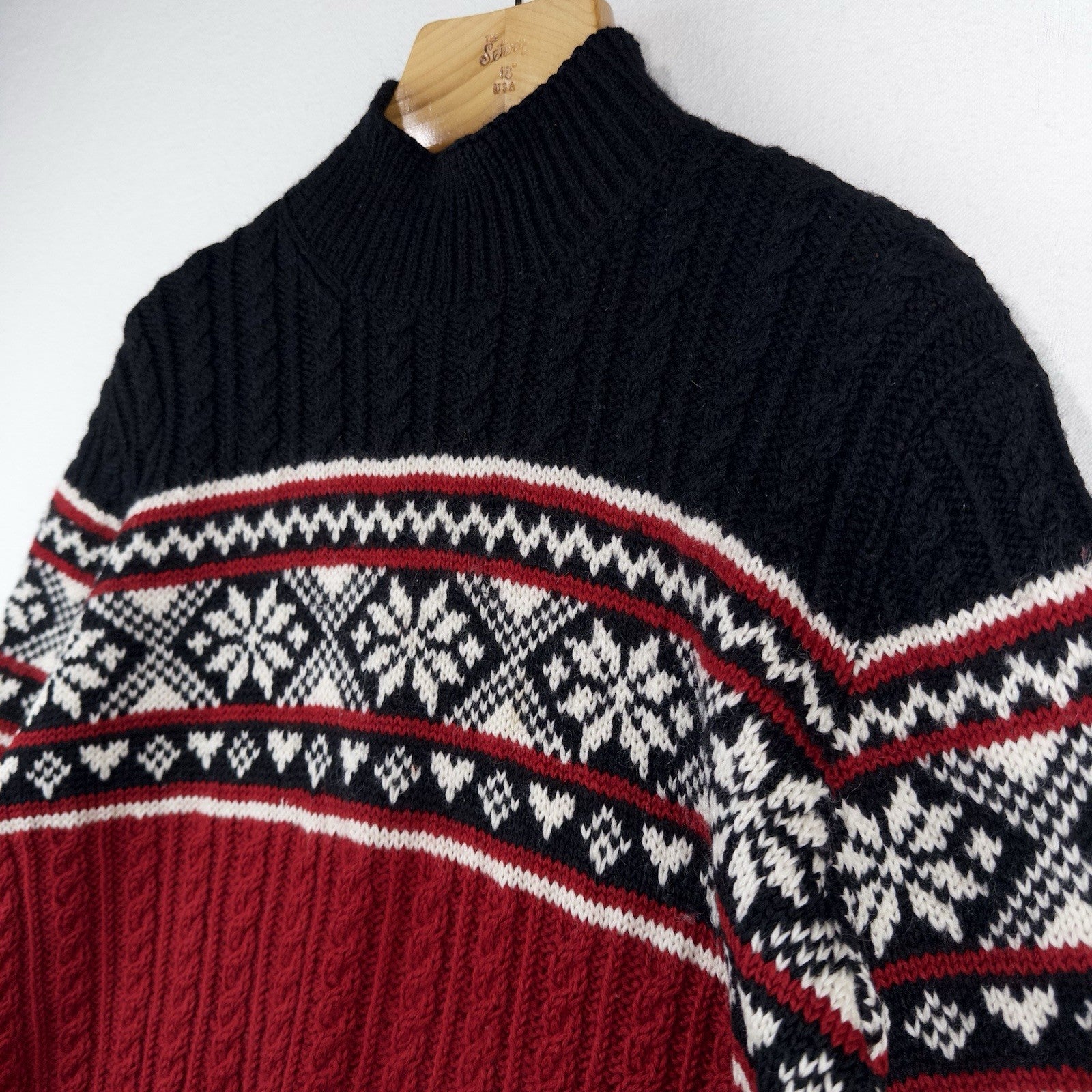 Lauren Ralph Lauren M Sweater 100% Worsted Wool Red Black Fair Isle Ski Snow
