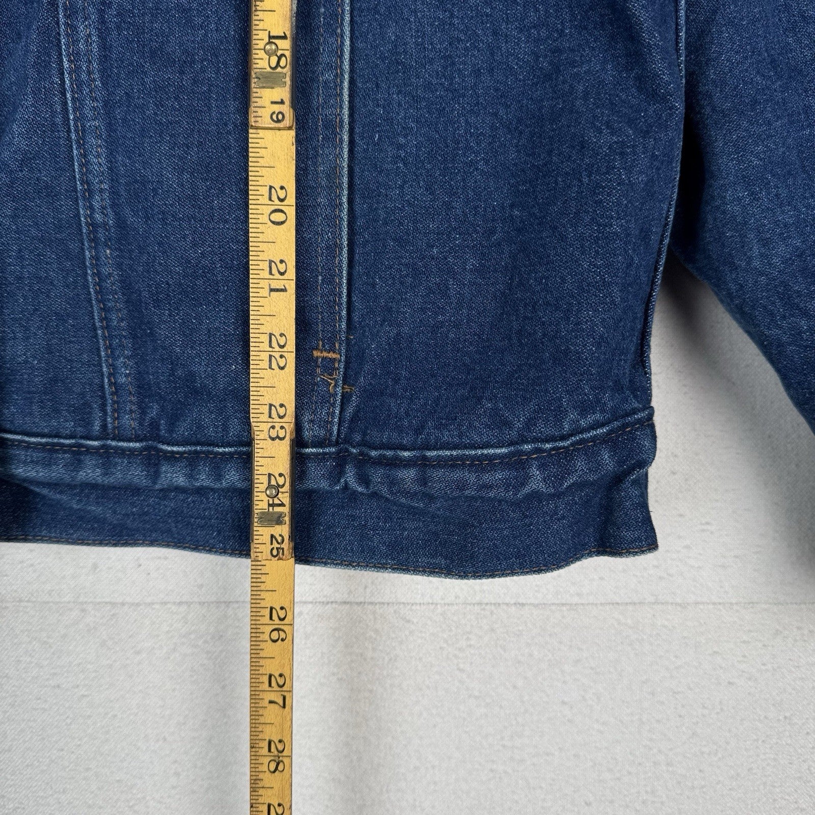 Vintage Wrangler Sherpa Denim Jean Trucker Jacket Men’s Large L Blue Made In USA
