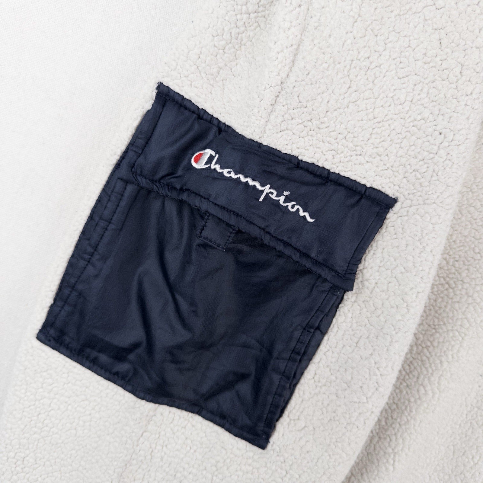 Champion Sherpa Cargo Utility Jogger Sweatpants Men’s Medium Cream